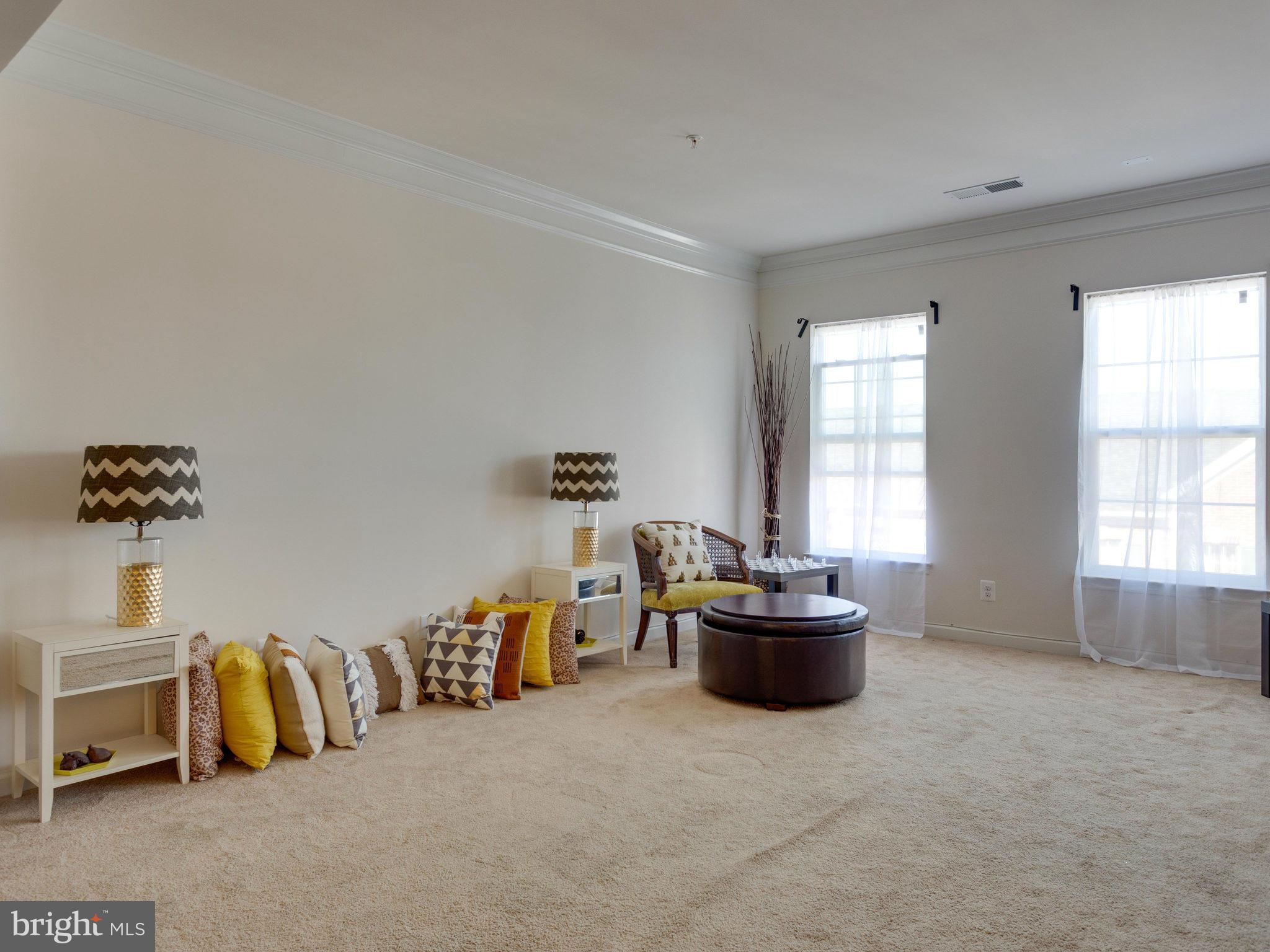 POTOMAC CLUB - Residential Lease