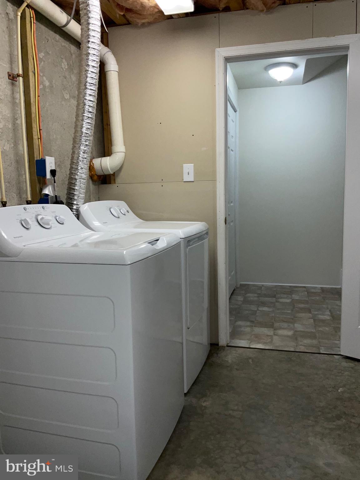 HAMMONDS MILL - Residential Lease