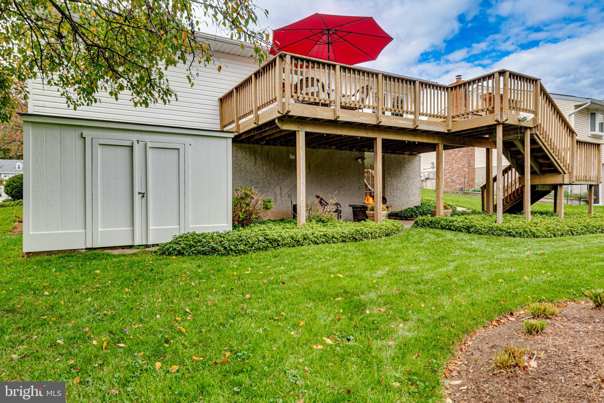 VILLAGE OF NEARBROOK - Residential