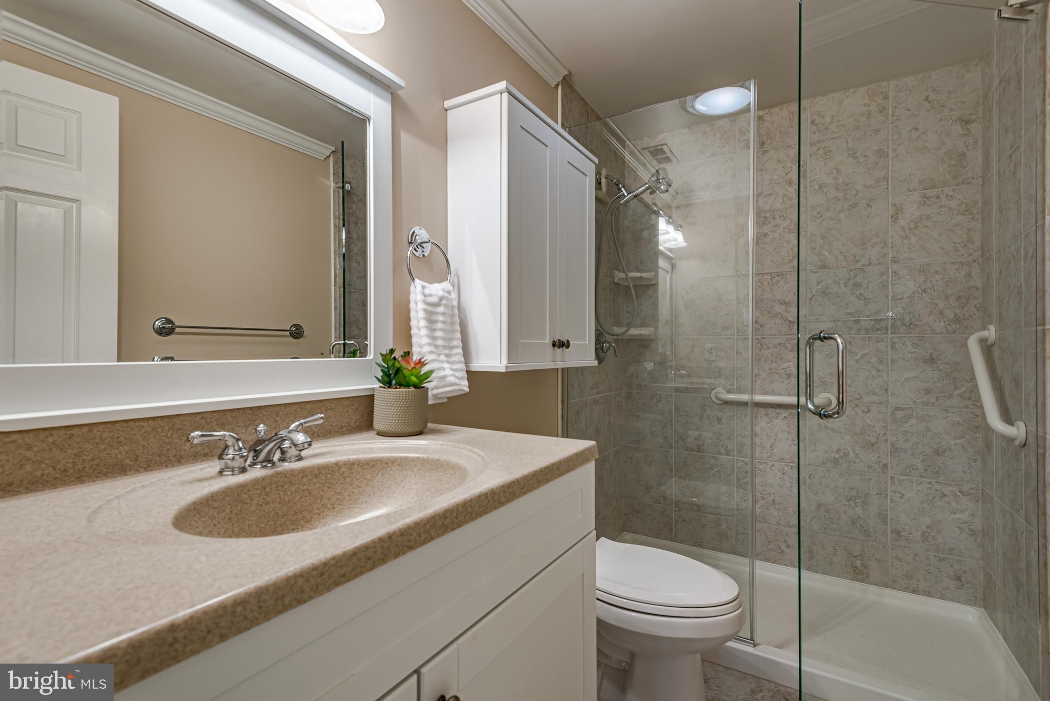 VILLAGE OF NEARBROOK - Residential