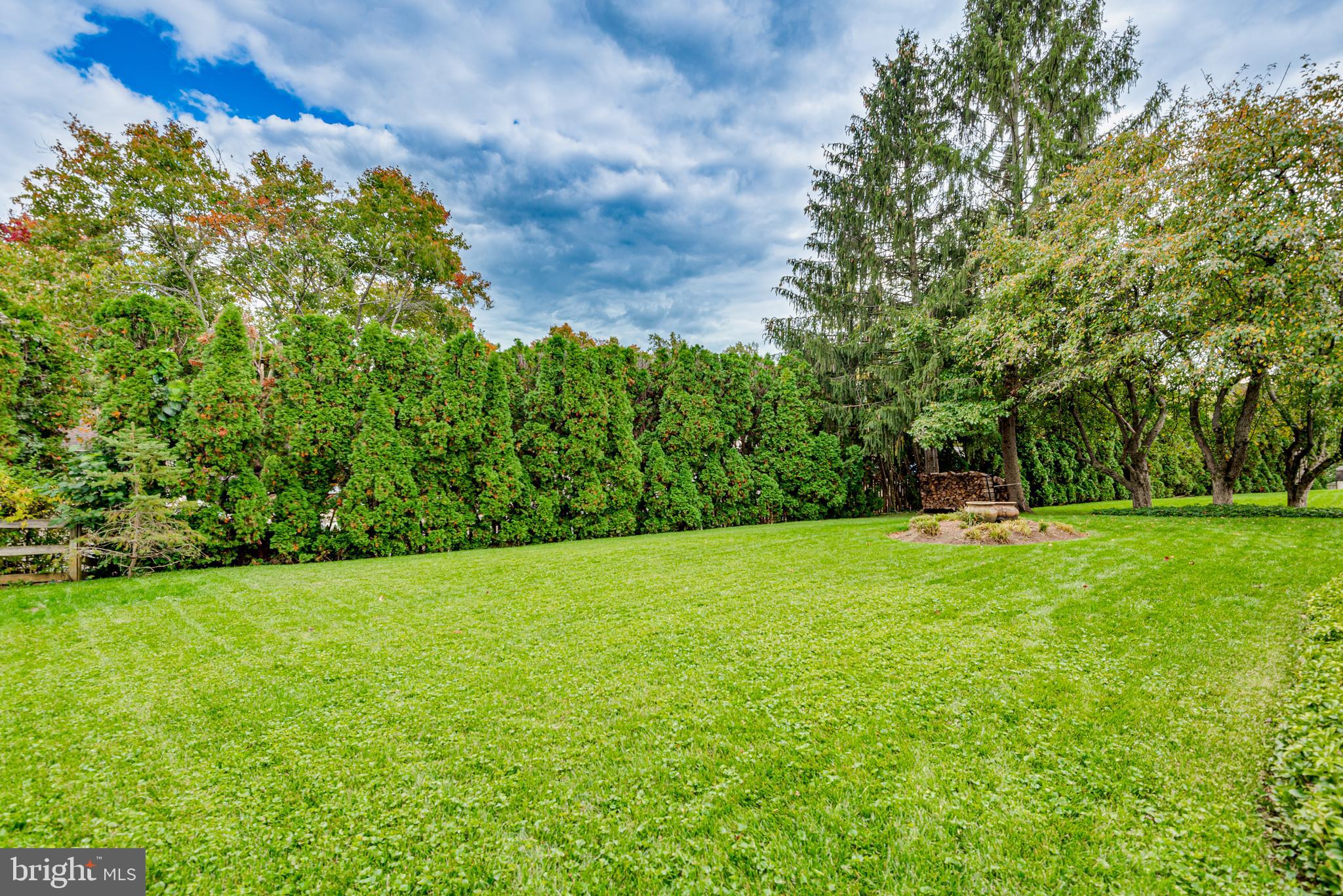 VILLAGE OF NEARBROOK - Residential