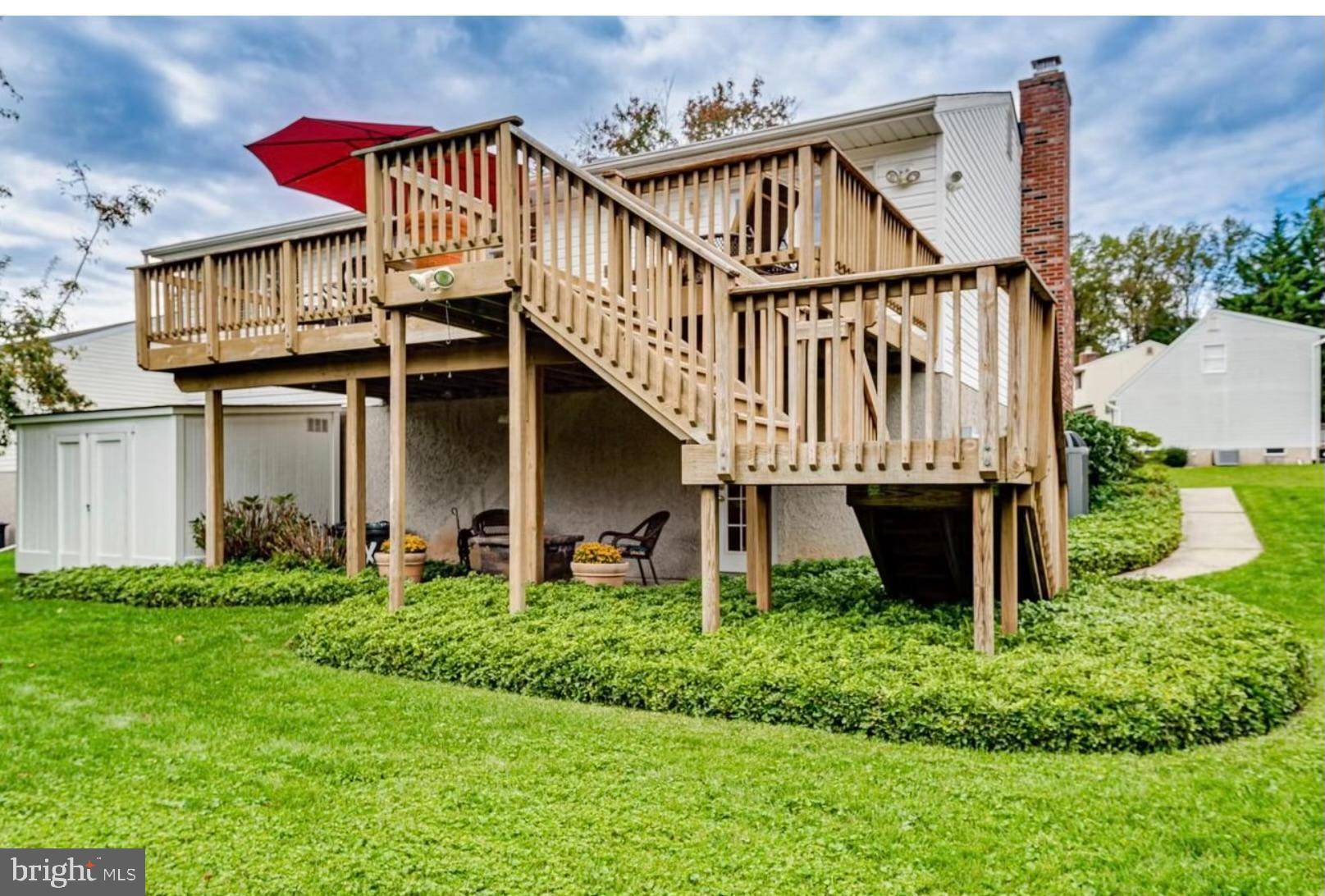 VILLAGE OF NEARBROOK - Residential