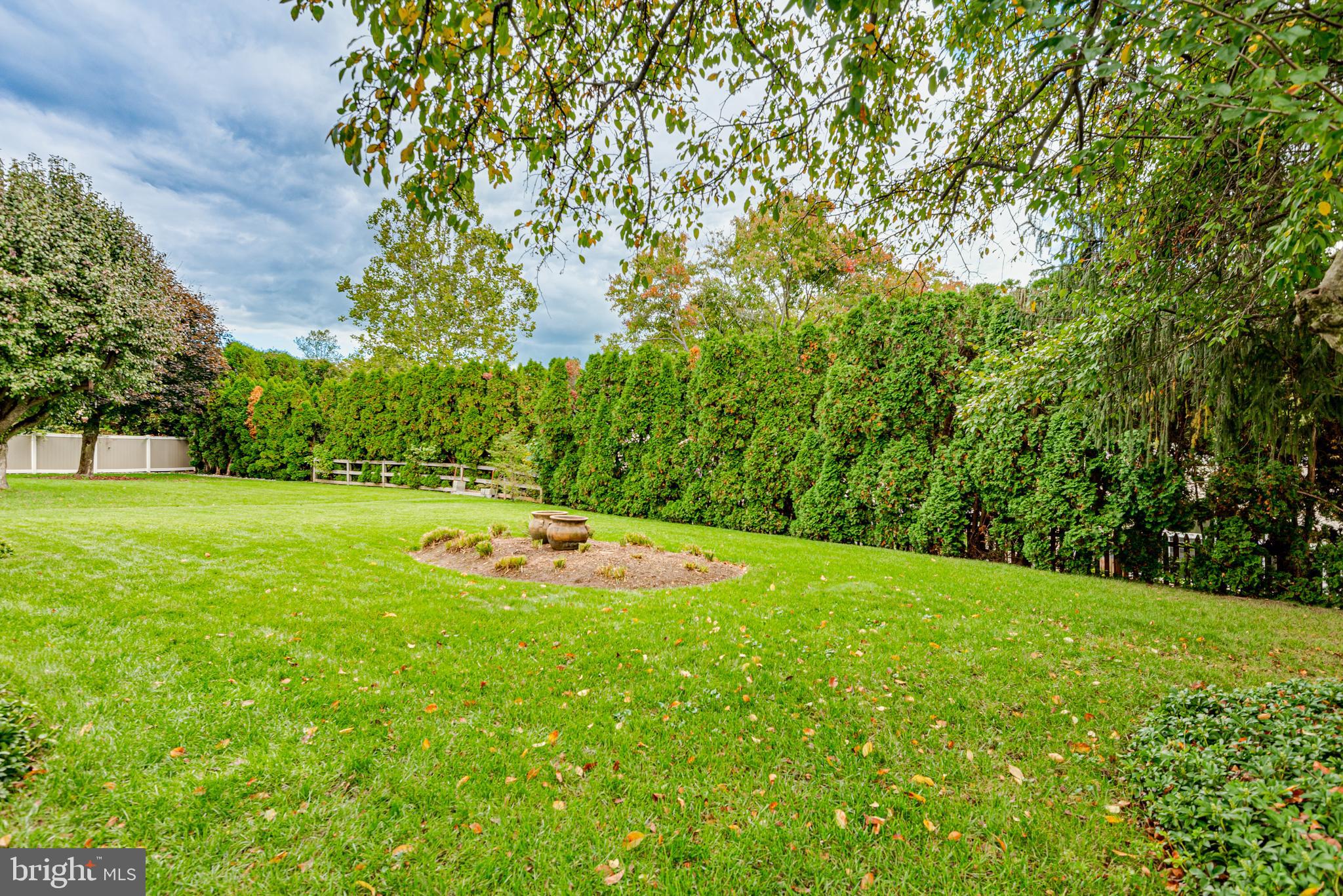 VILLAGE OF NEARBROOK - Residential