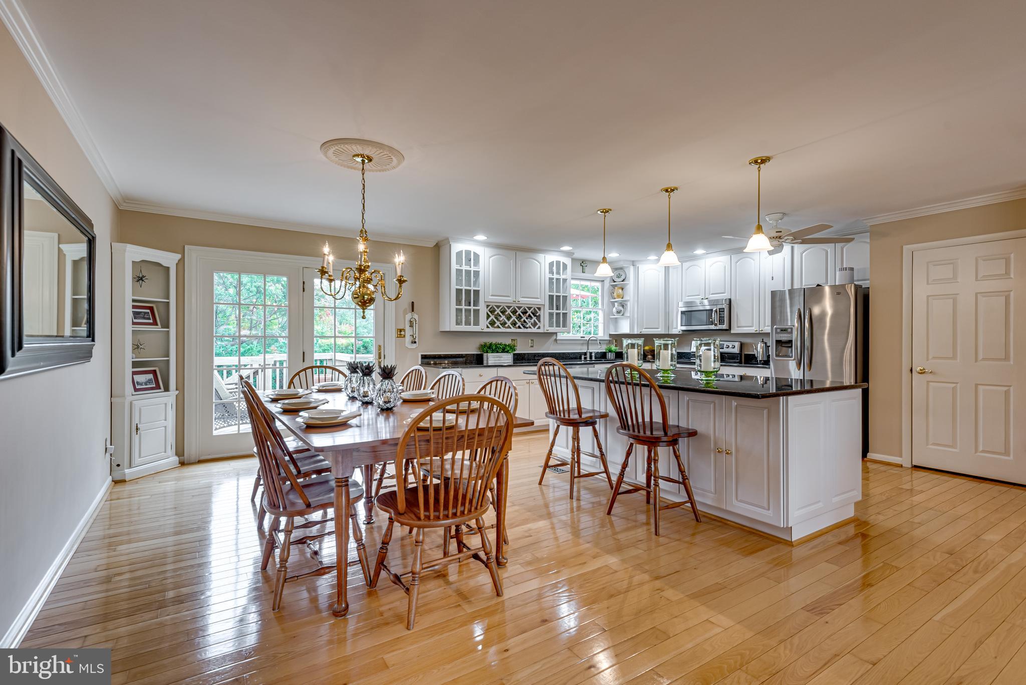 VILLAGE OF NEARBROOK - Residential