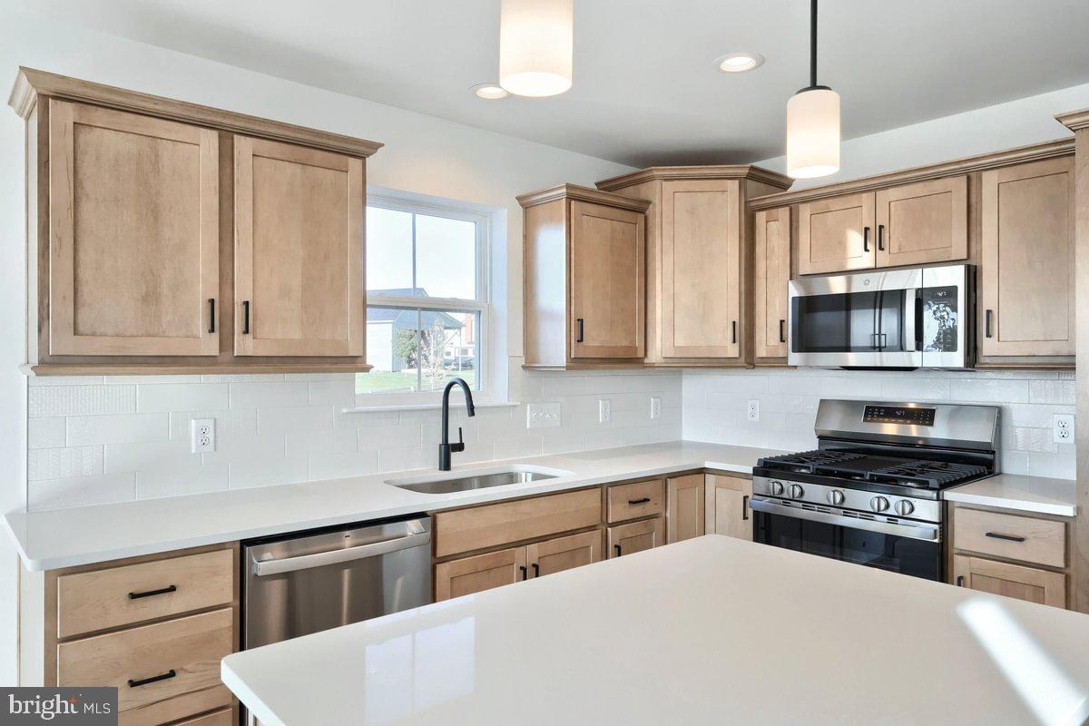 LOGAN GREENE - Residential