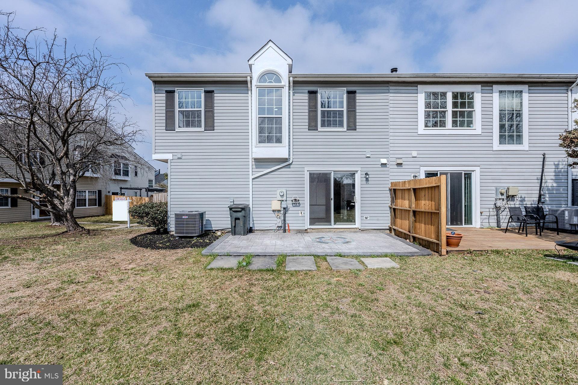 SINGLETONS GROVE - Residential