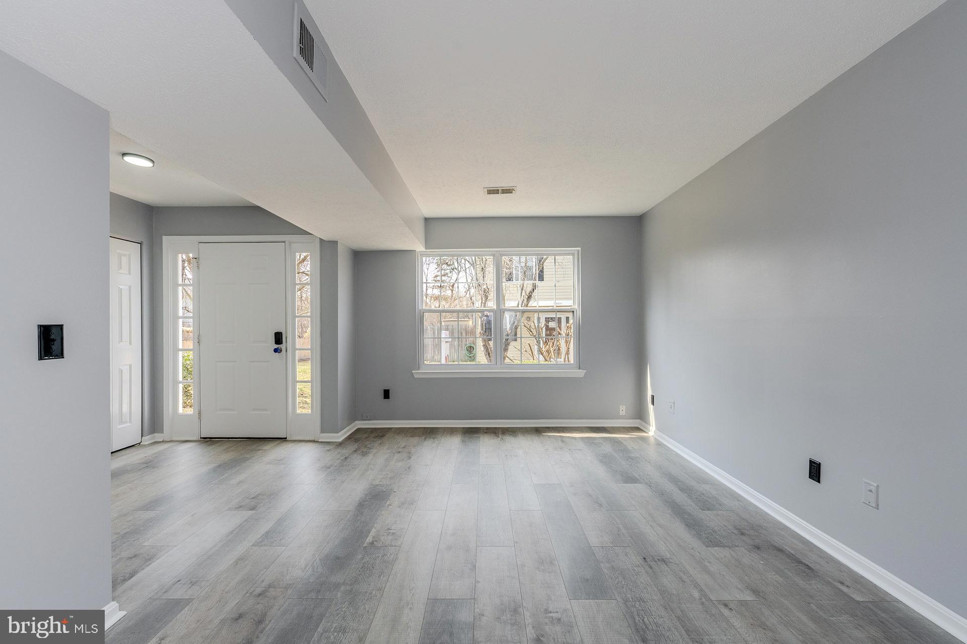 SINGLETONS GROVE - Residential