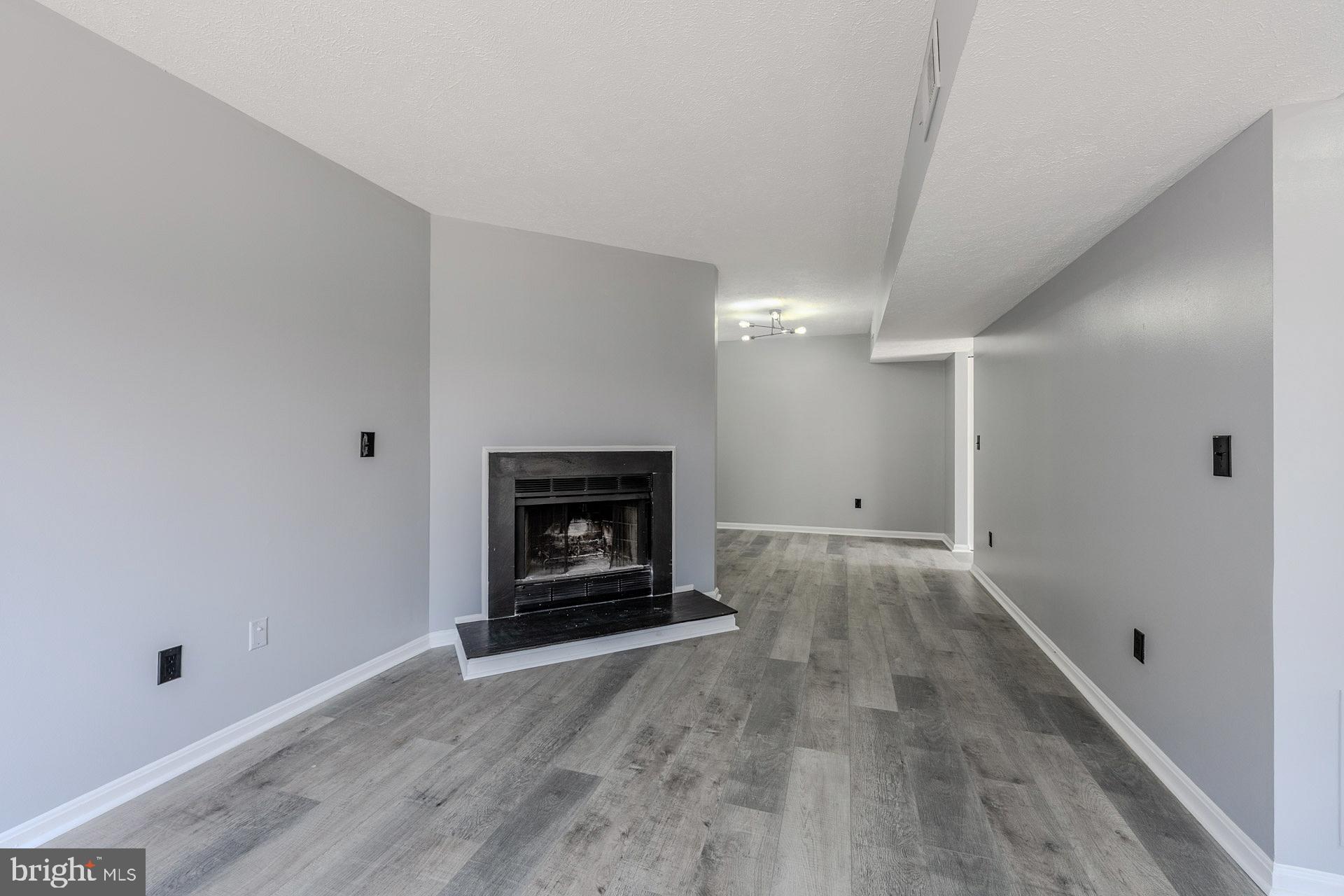 SINGLETONS GROVE - Residential