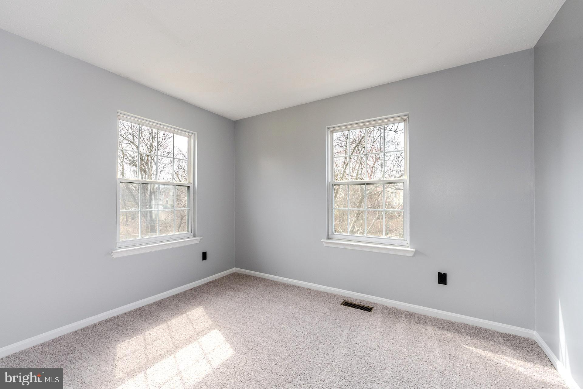 SINGLETONS GROVE - Residential