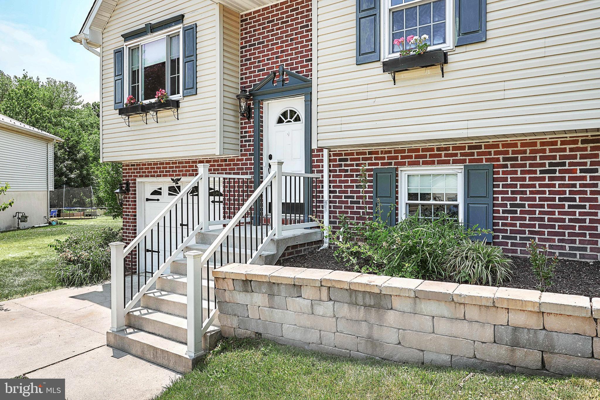 LITTLESTOWN - Residential