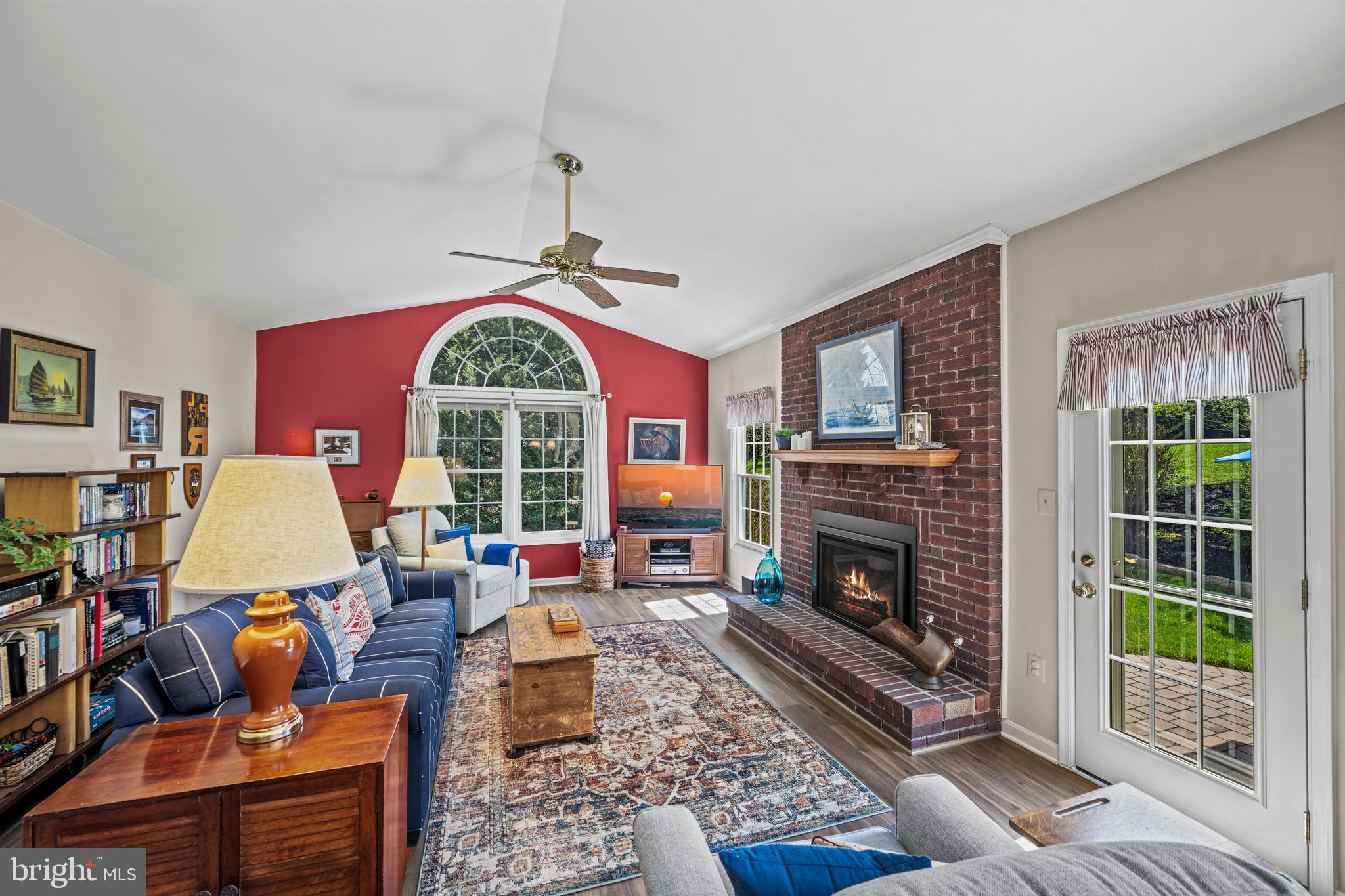 ROCKBURN TOWNSHP - Residential