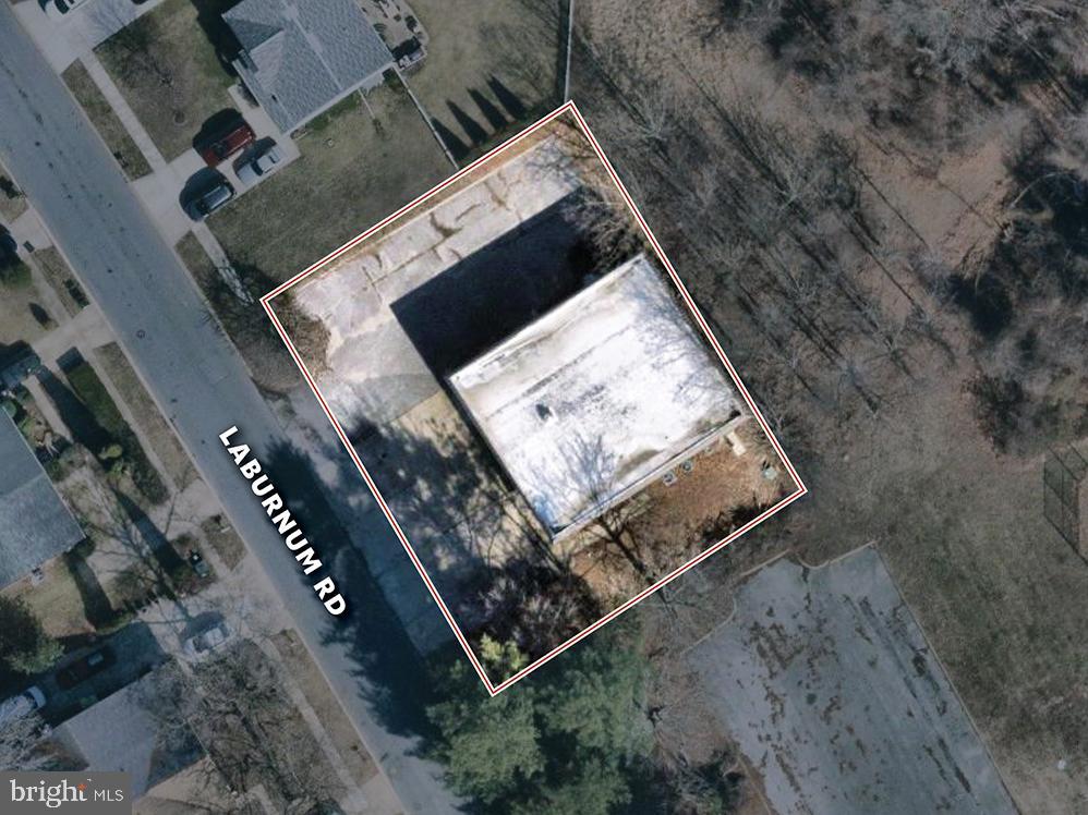 405 LABURNUM ROAD