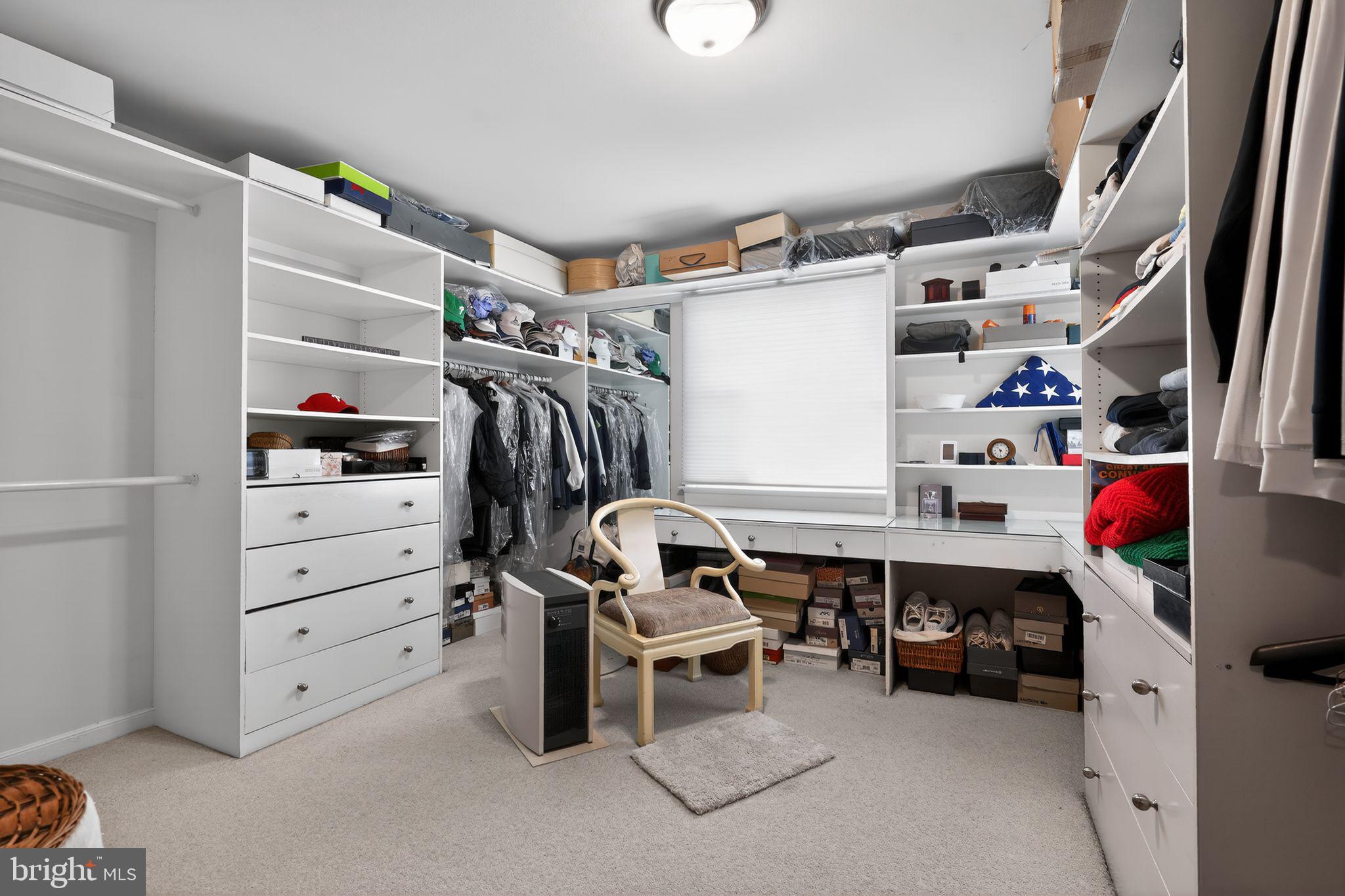 WYNNEWOOD - Residential