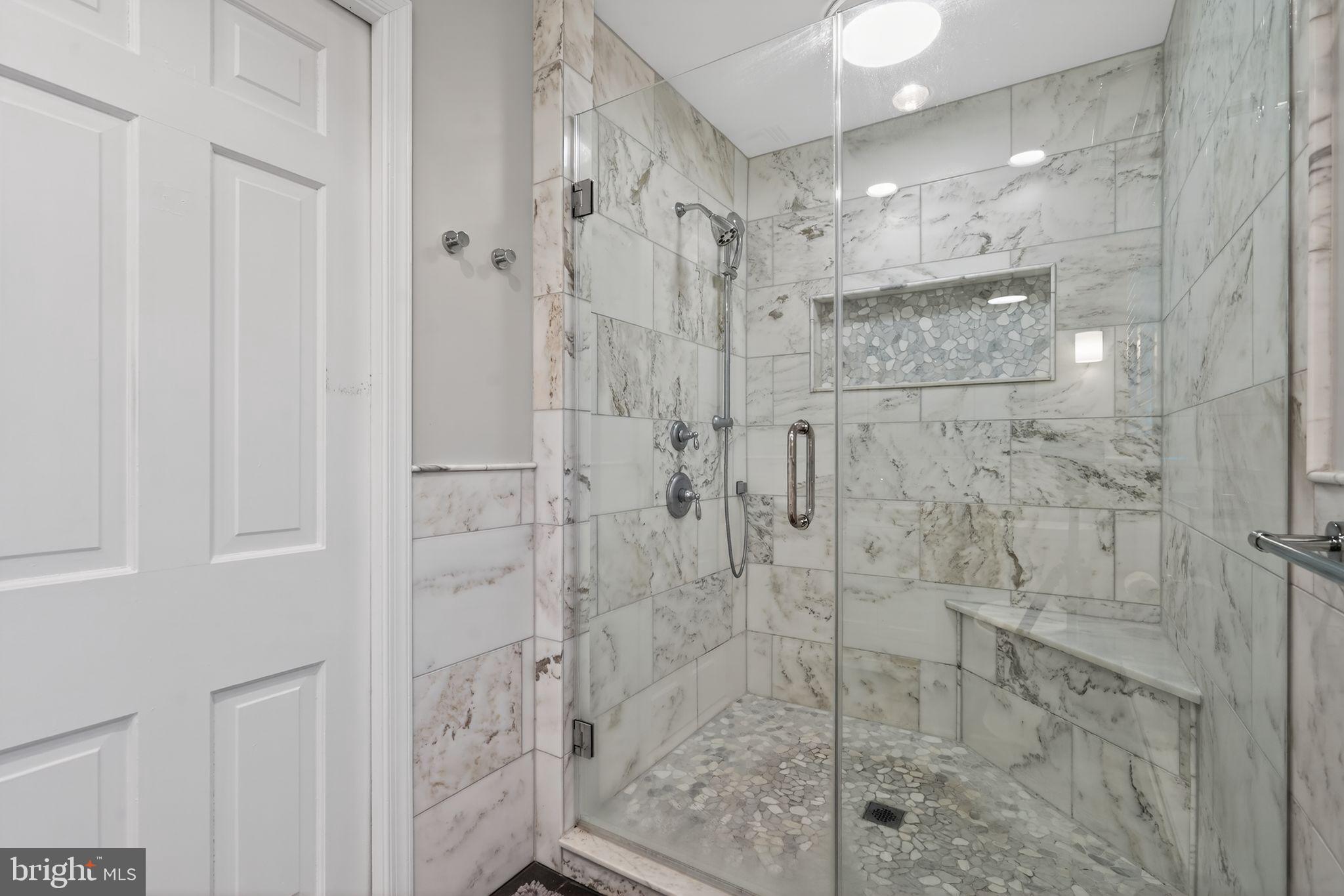 WYNNEWOOD - Residential