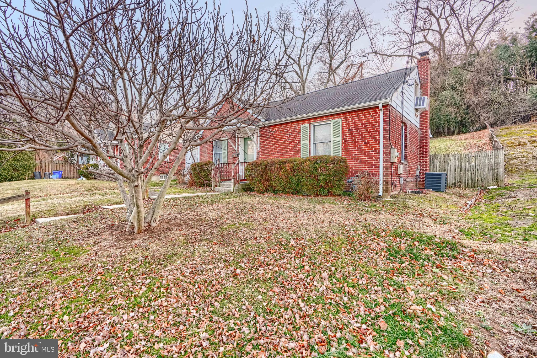 WHEATON HILLS - Residential