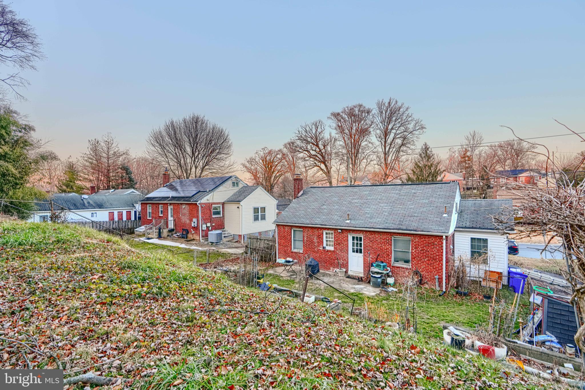 WHEATON HILLS - Residential