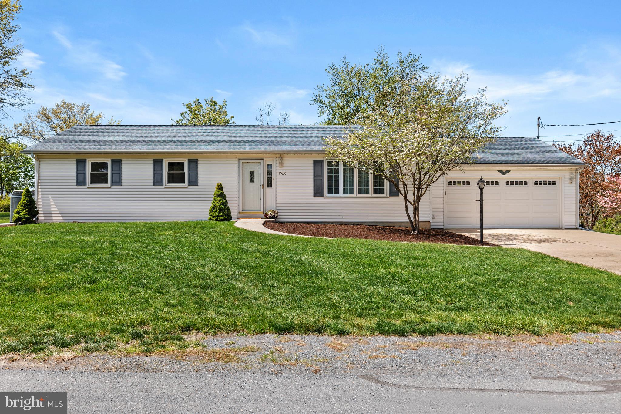 SCHLUSSER VILLAGE - Residential