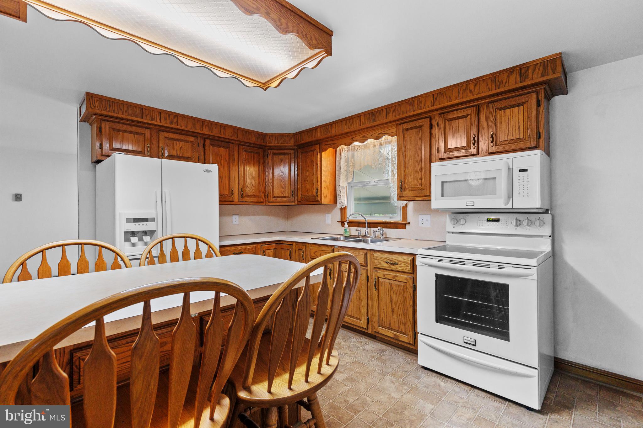 SCHLUSSER VILLAGE - Residential