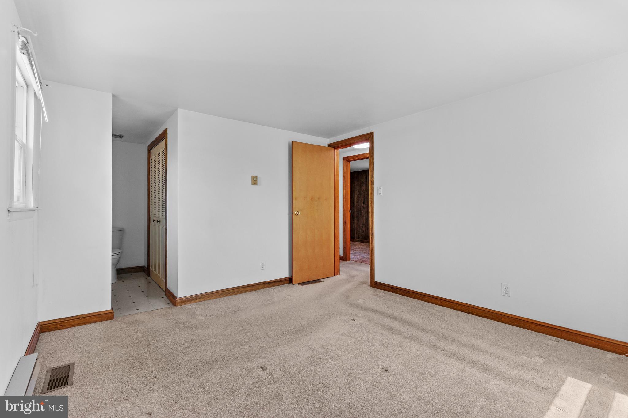 SCHLUSSER VILLAGE - Residential