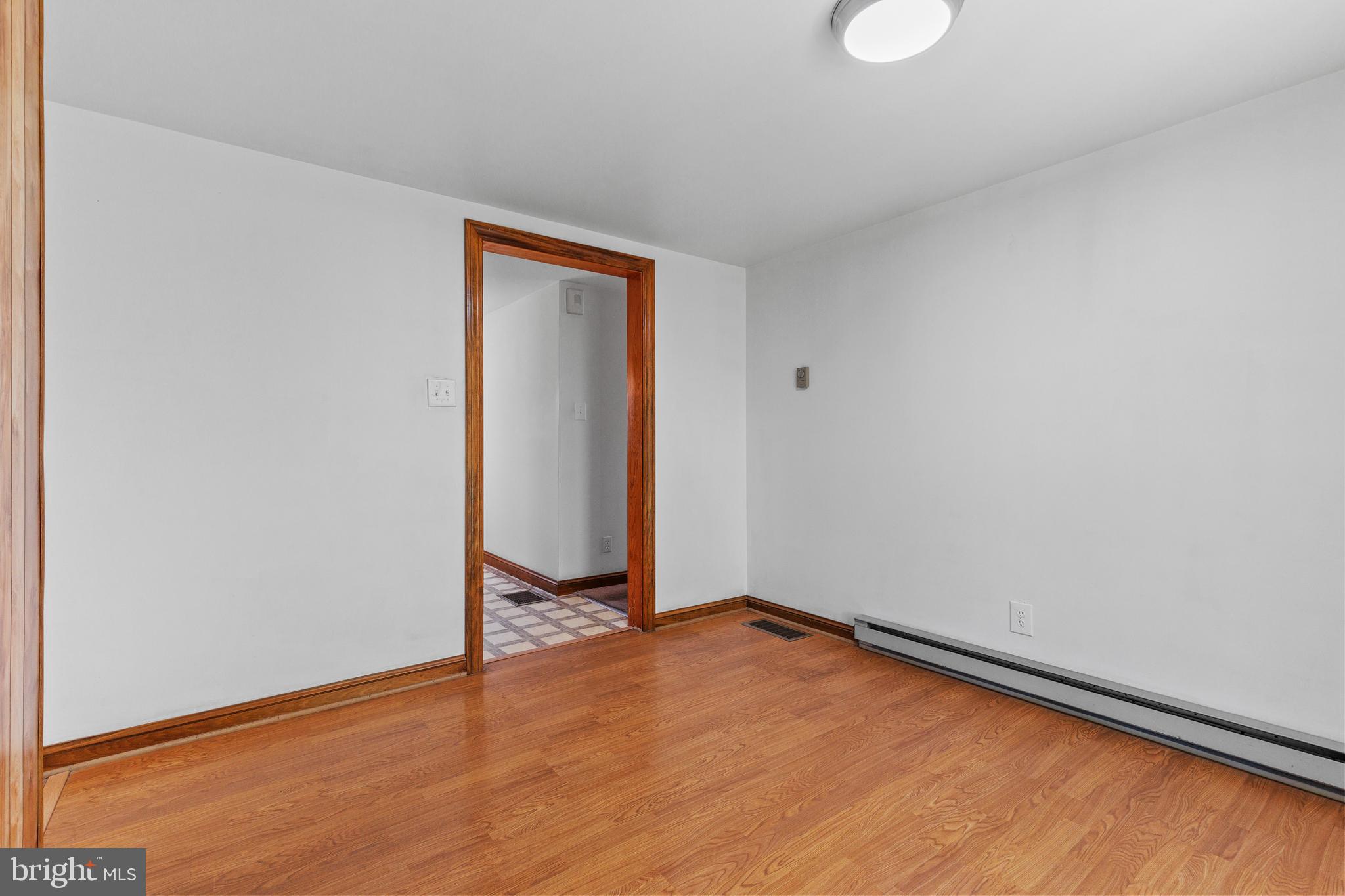 SCHLUSSER VILLAGE - Residential