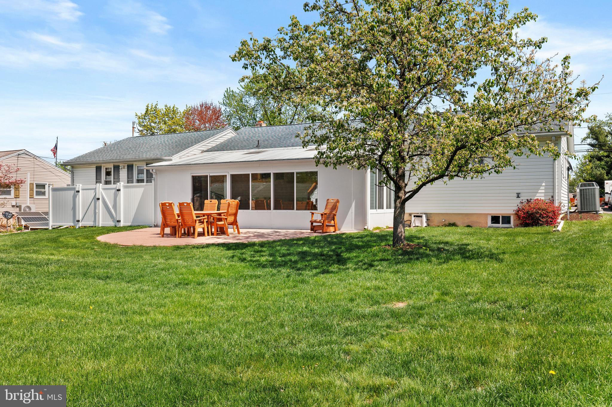 SCHLUSSER VILLAGE - Residential