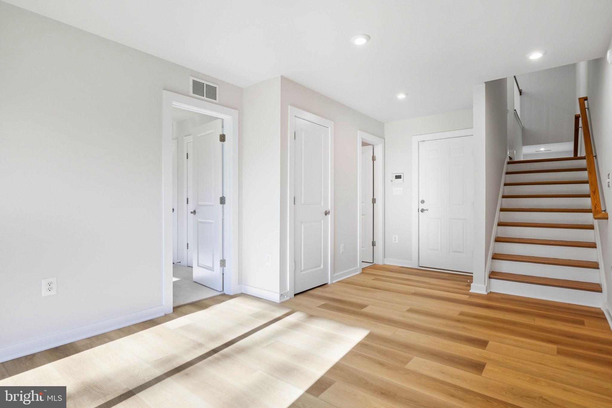 TUSCARORA VILLAGE - Residential Lease