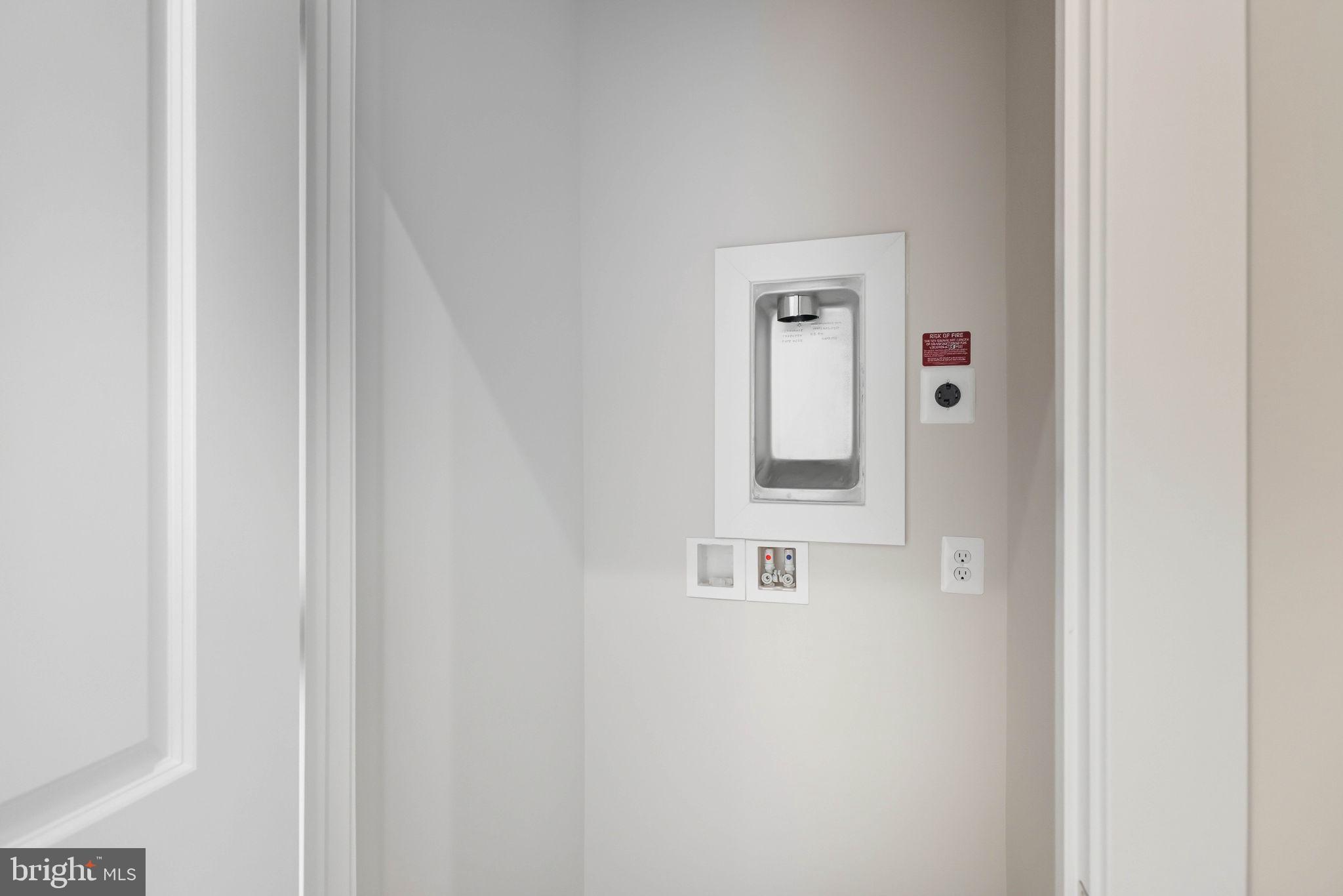 TUSCARORA VILLAGE - Residential Lease