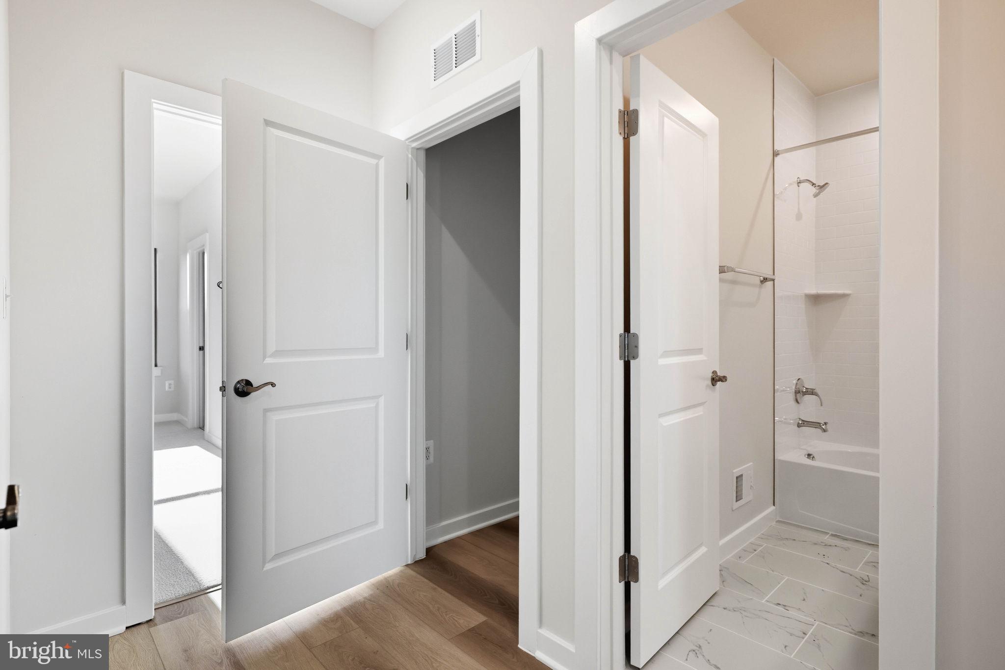 TUSCARORA VILLAGE - Residential Lease