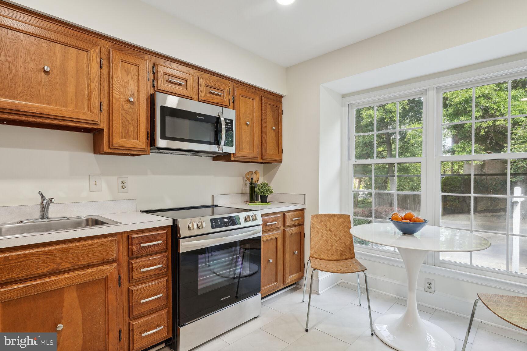 INDIAN RUN TOWNHOUSES - Residential