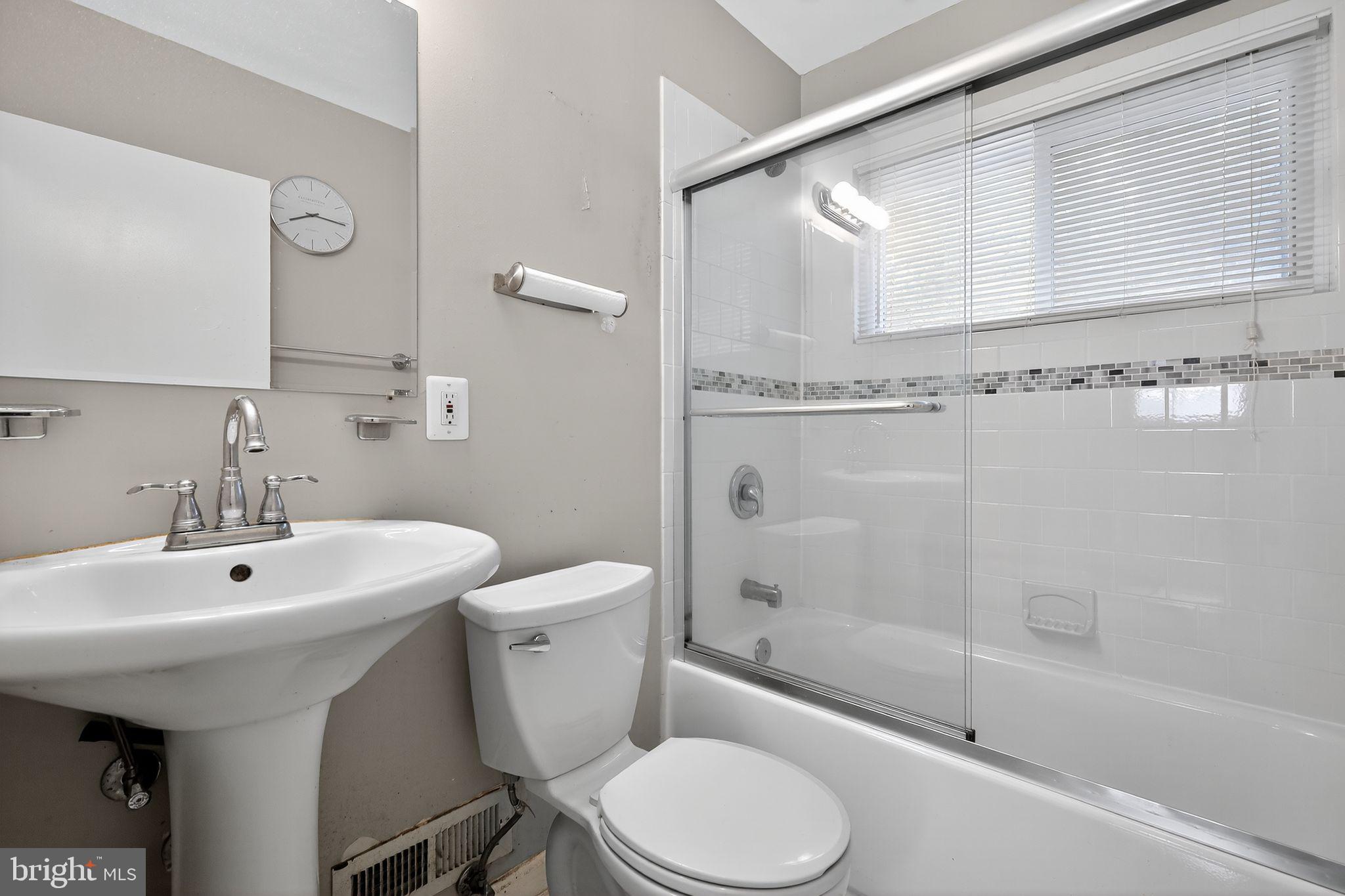 WESTVIEW PARK - Residential