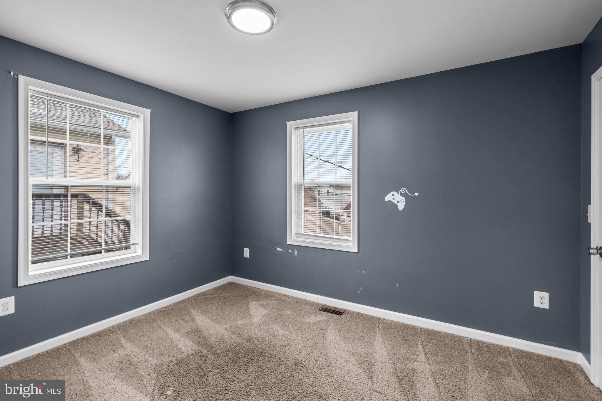 GRAY MANOR - Residential