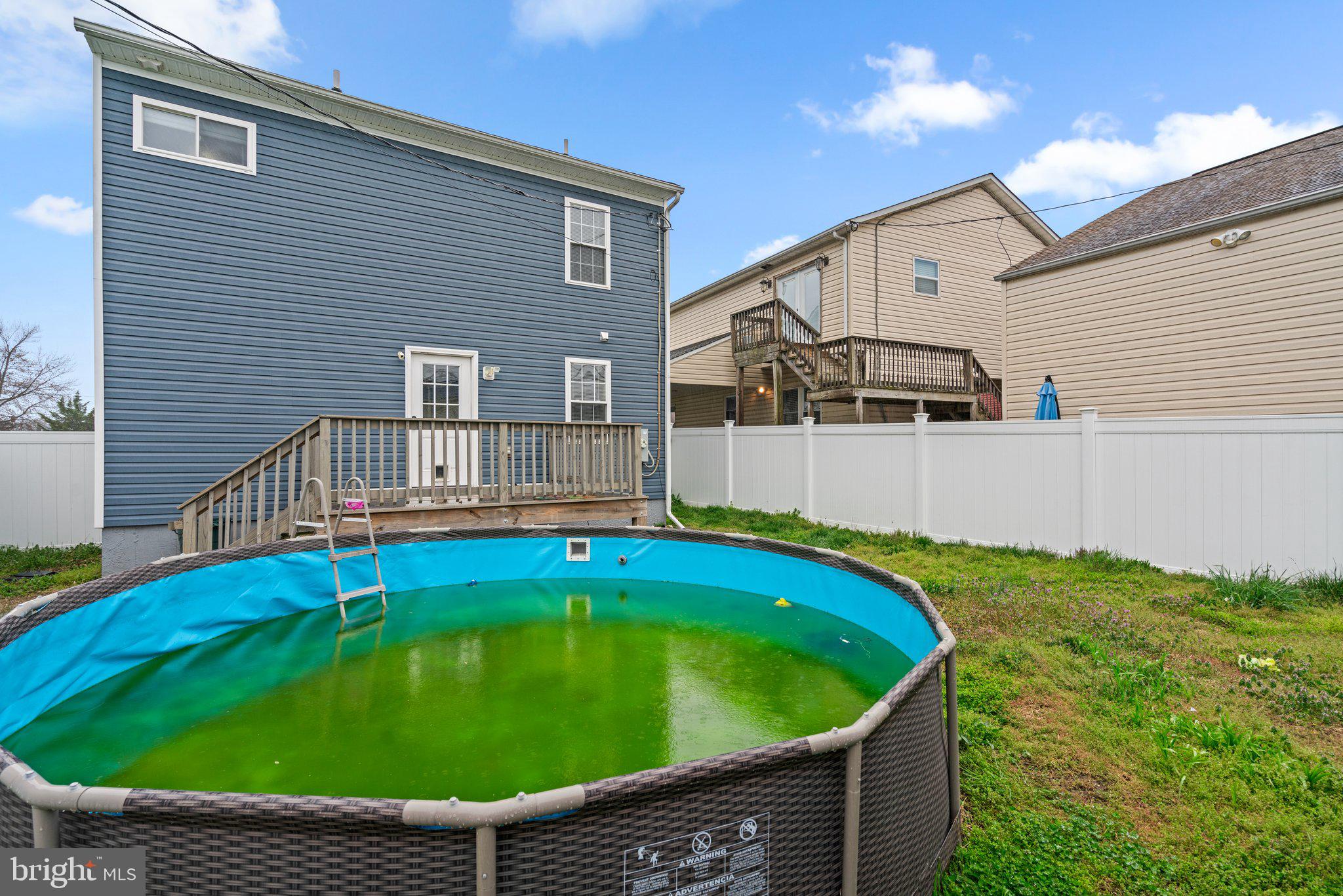 GRAY MANOR - Residential