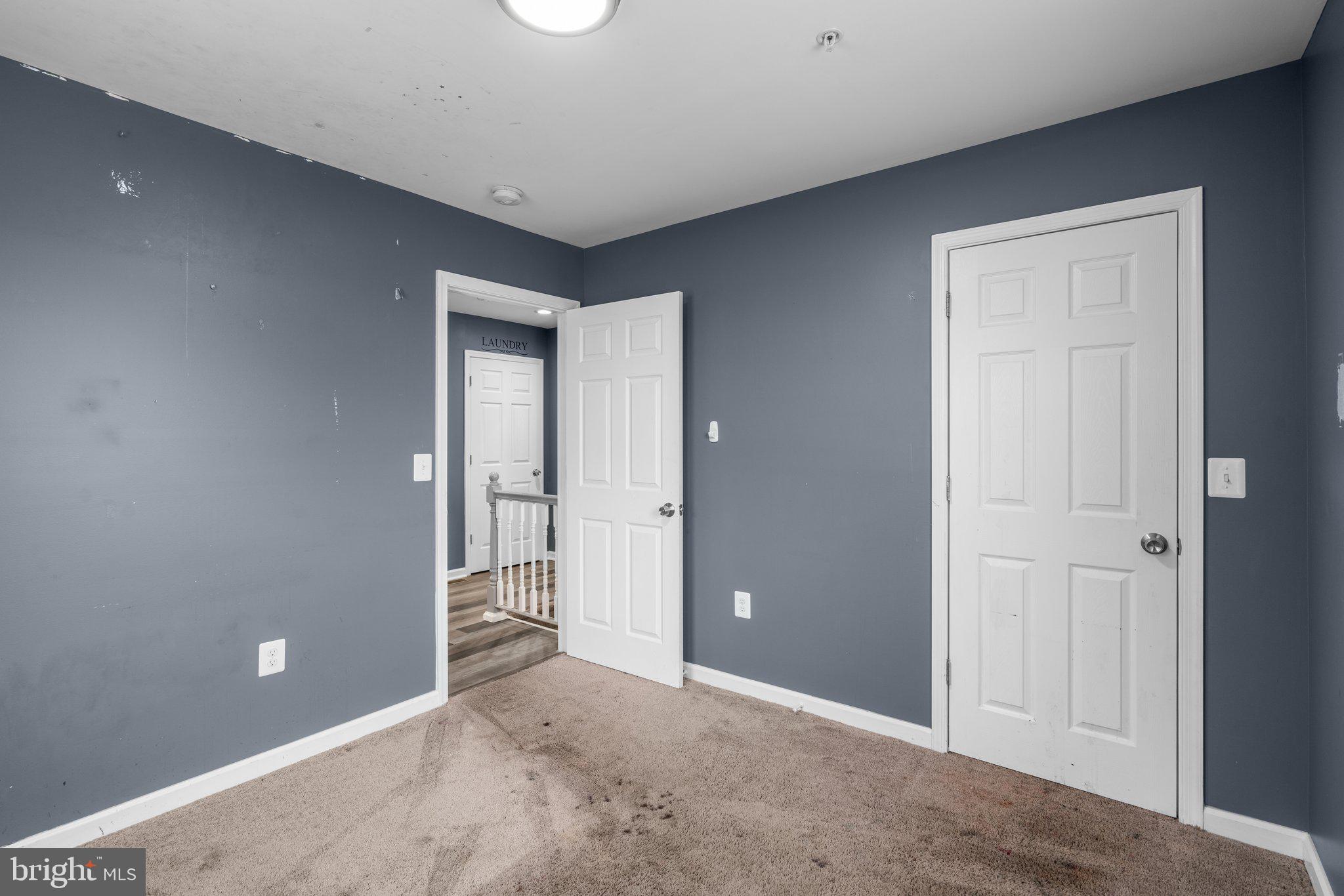 GRAY MANOR - Residential