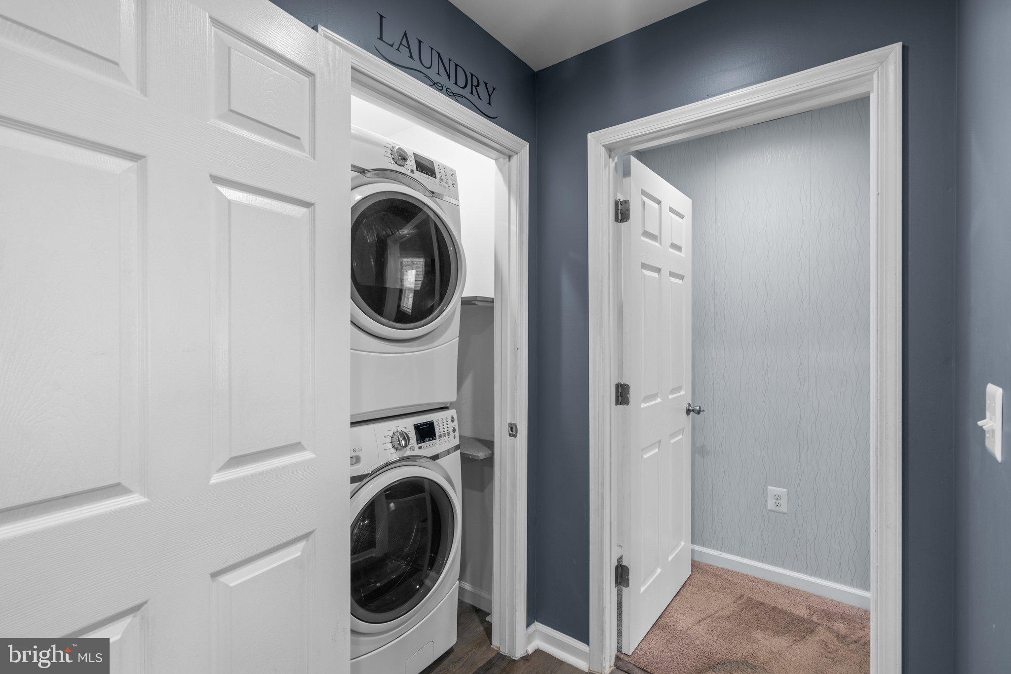 GRAY MANOR - Residential