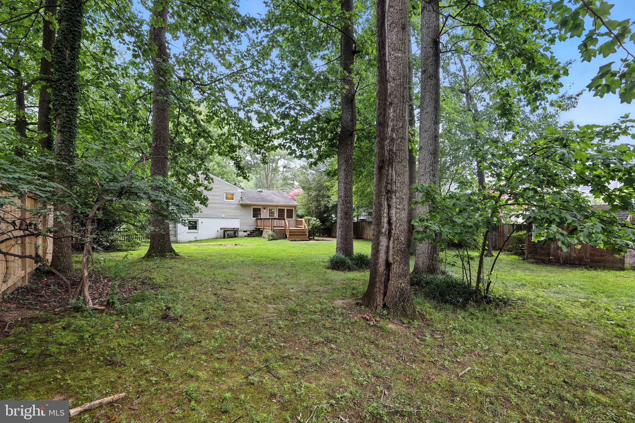 VIENNA WOODS - Residential Lease