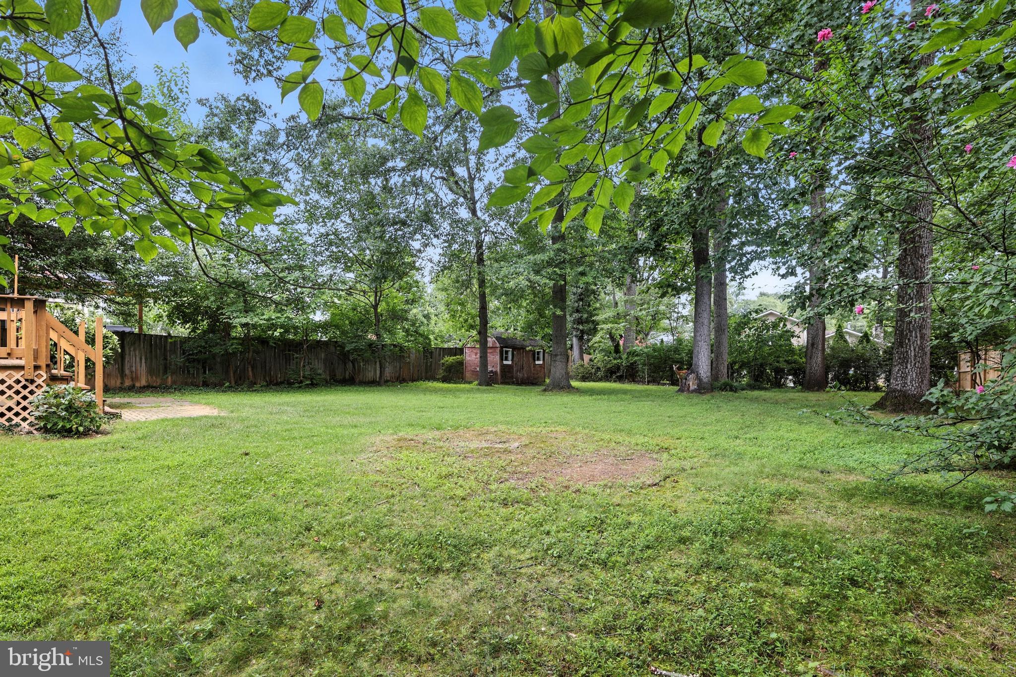 VIENNA WOODS - Residential Lease