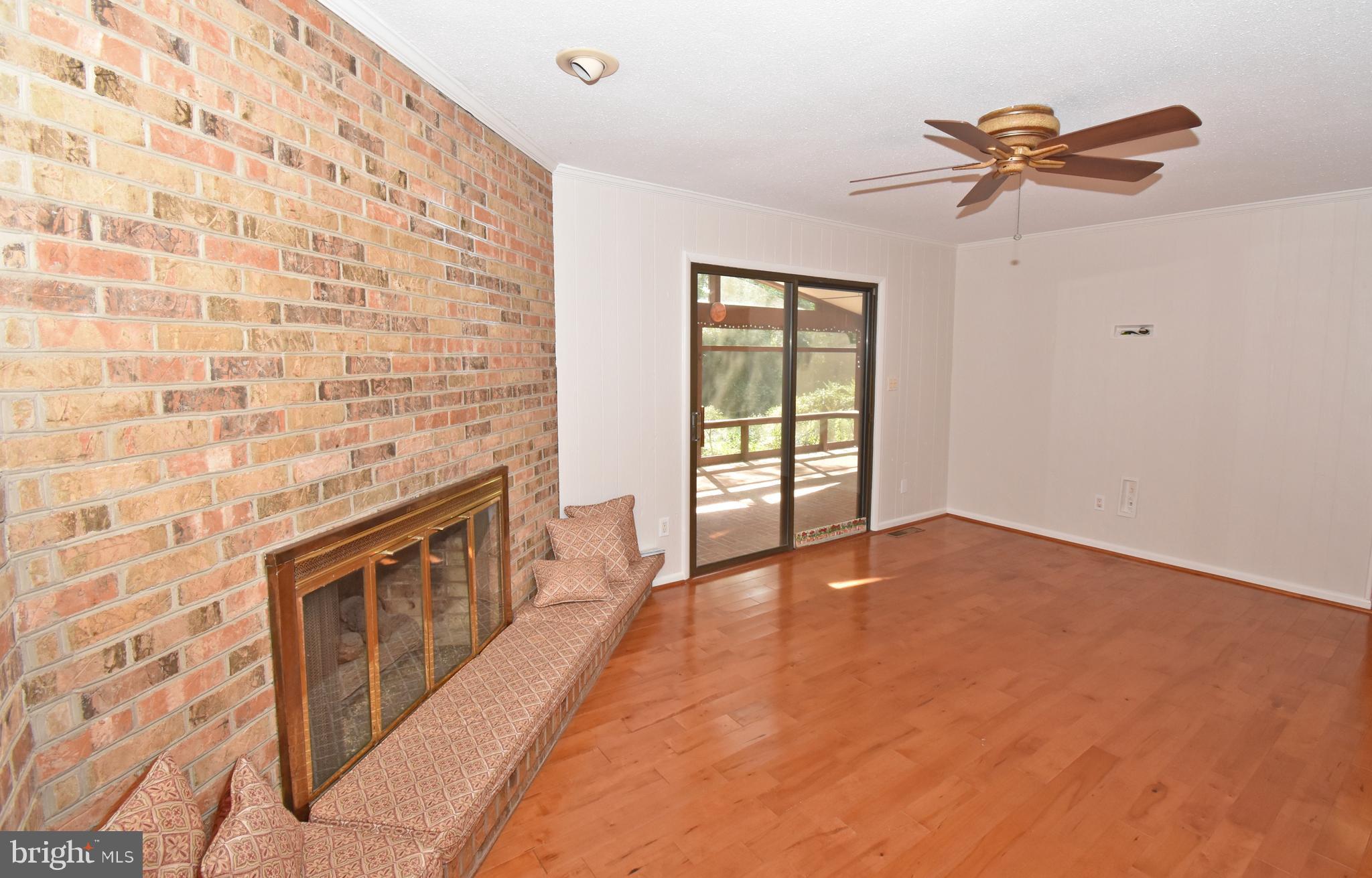 8248 ROBIN HOOD DRIVE