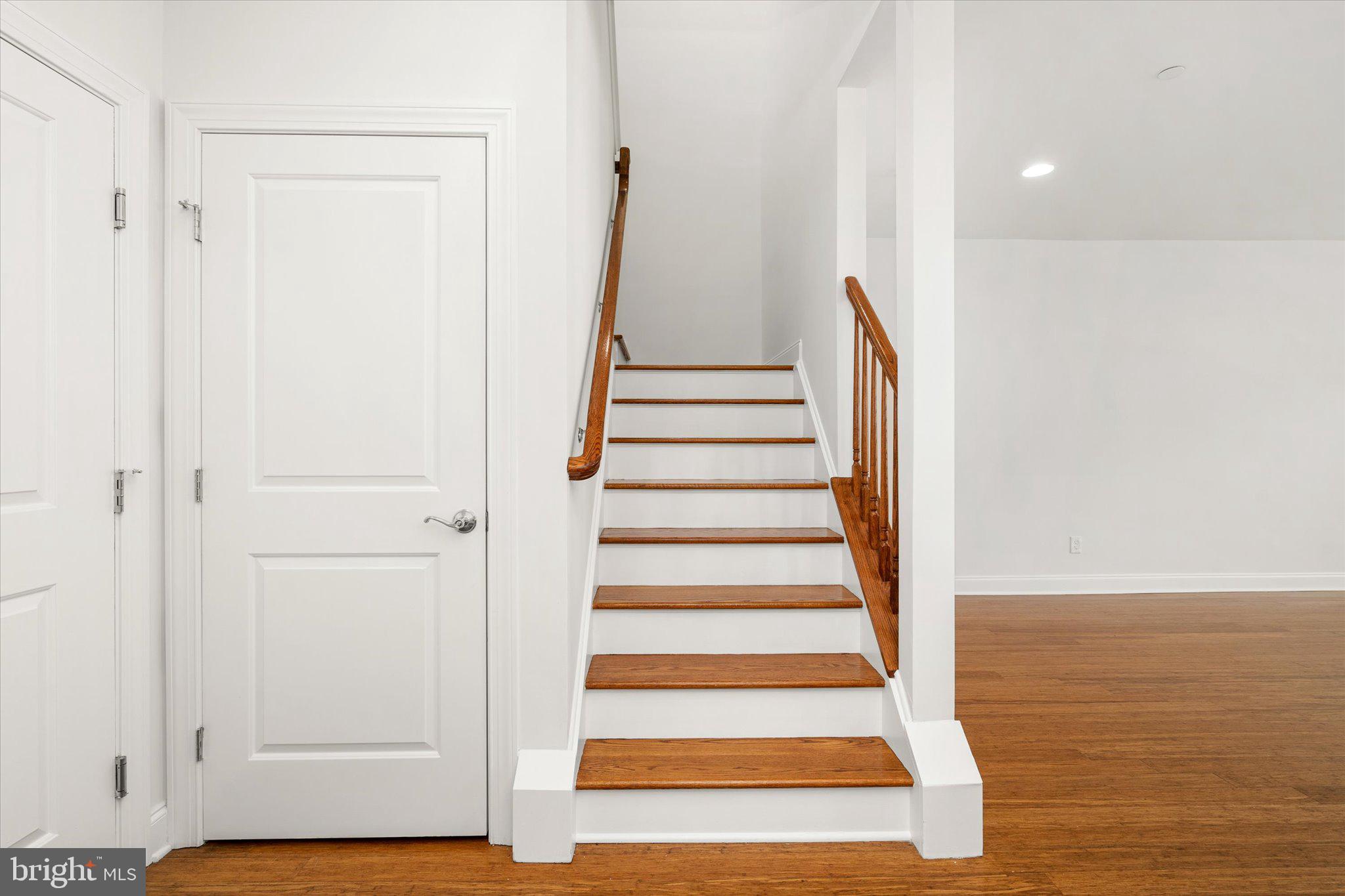 TOWN CENTER - Residential