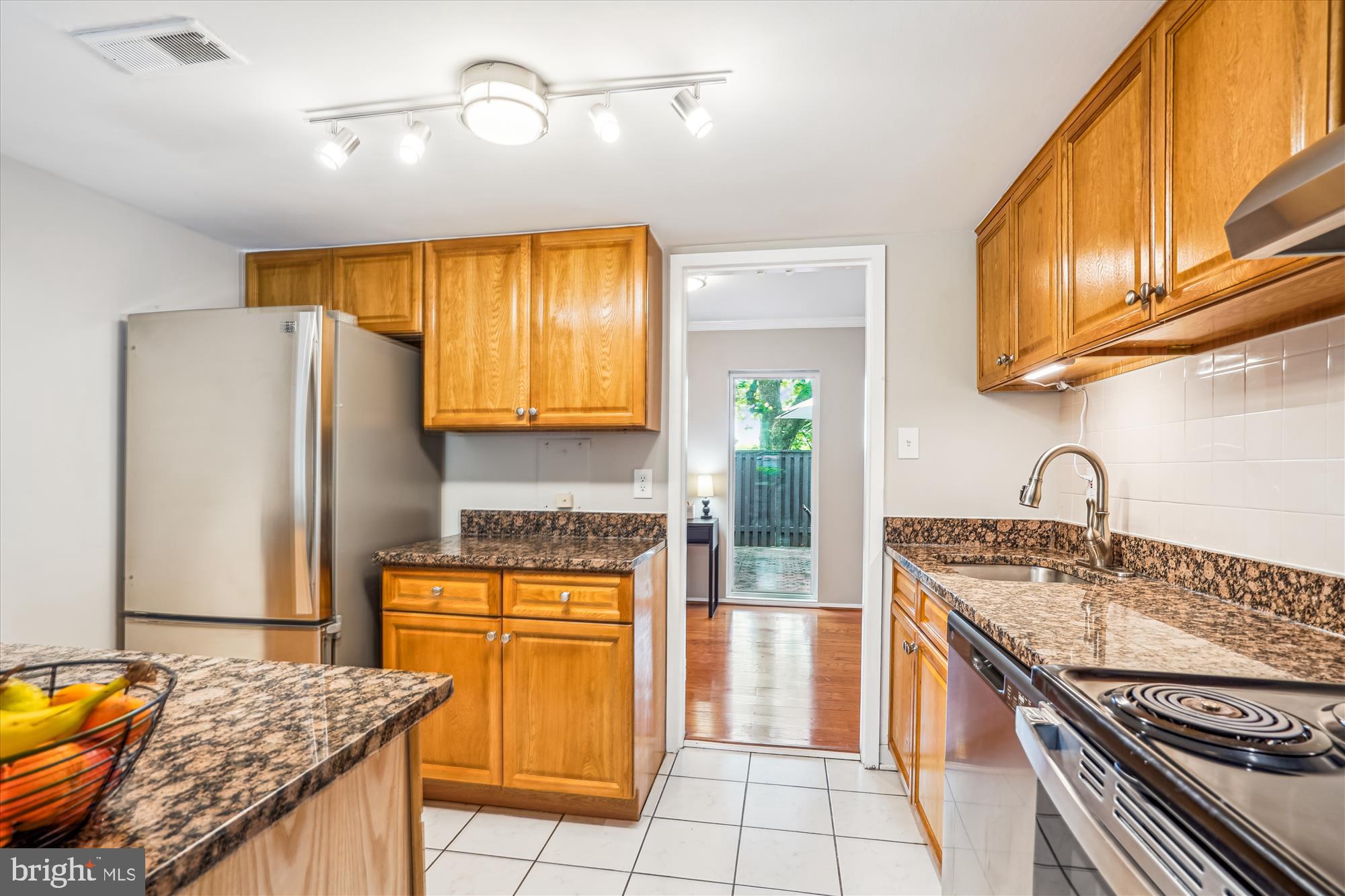 IVY OAK - Residential