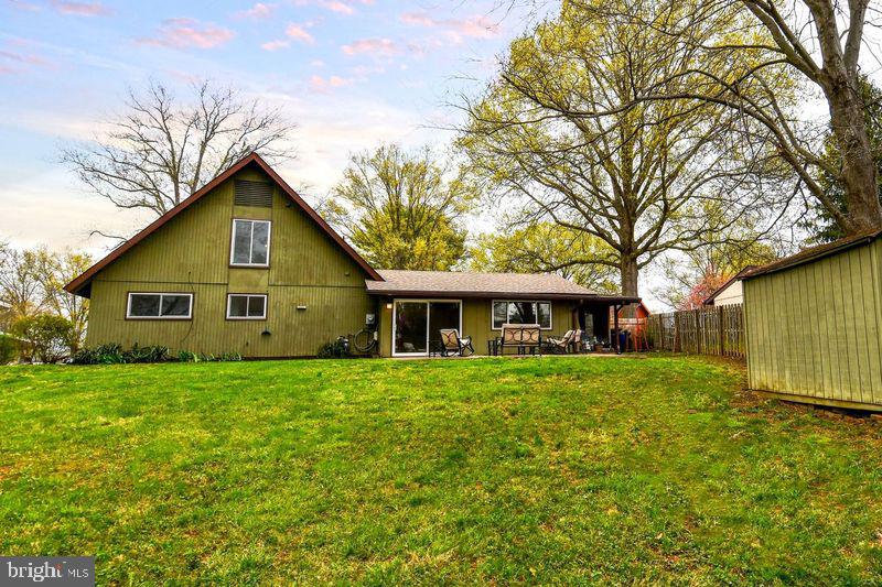 BROOKVILLE KNOLLS - Residential