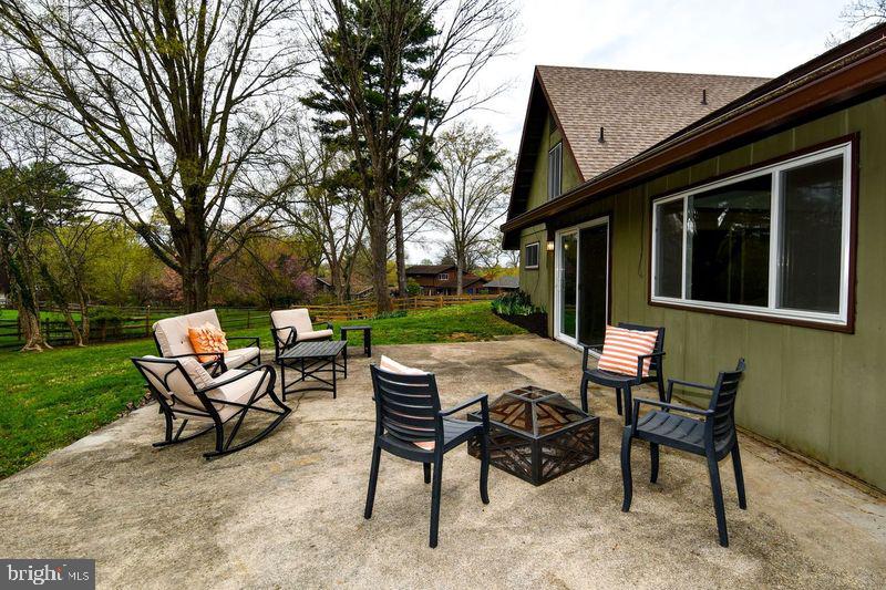 BROOKVILLE KNOLLS - Residential