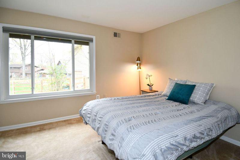 BROOKVILLE KNOLLS - Residential