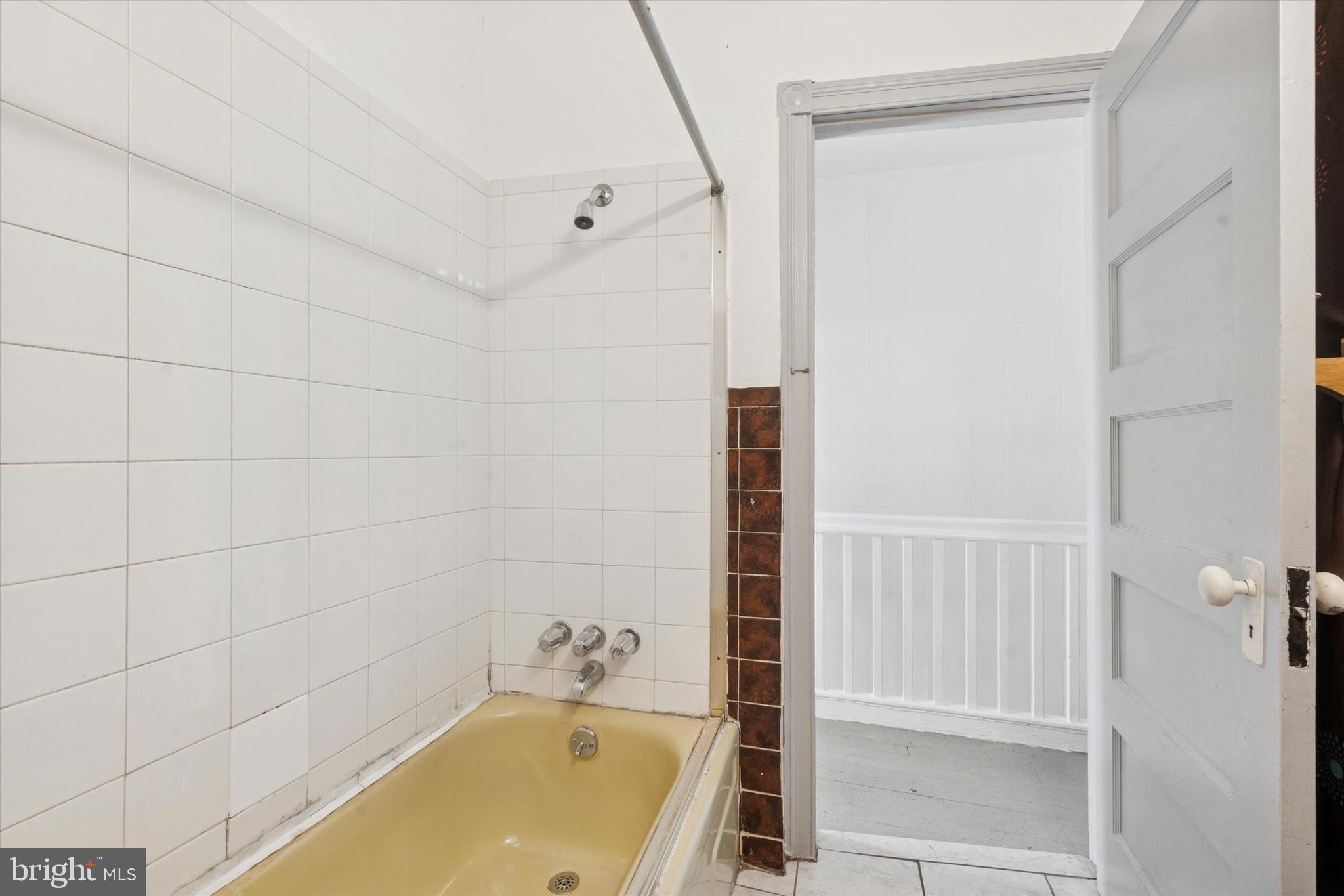 COBBS CREEK - Residential