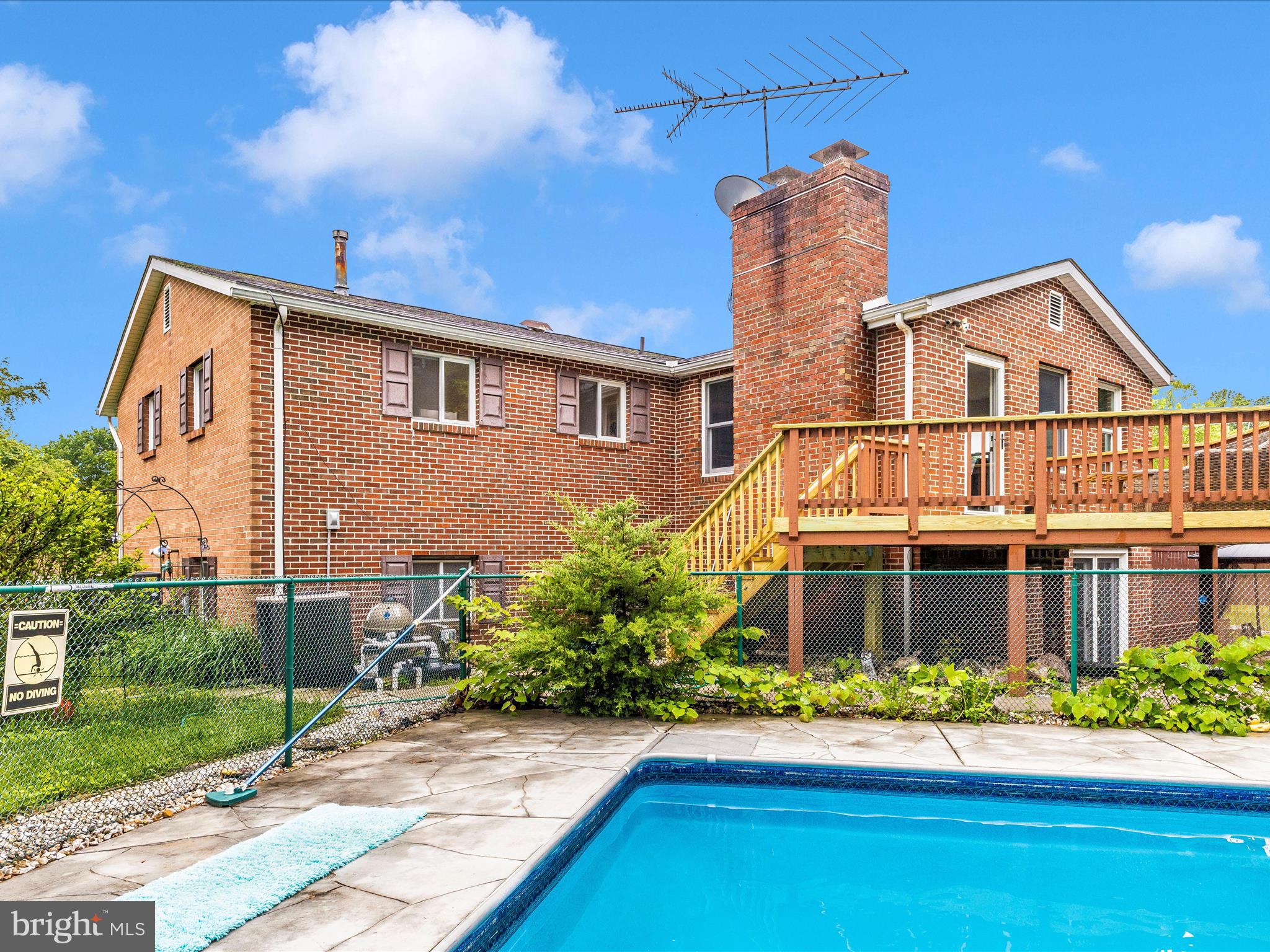 SUGARLOAF ESTATES - Residential