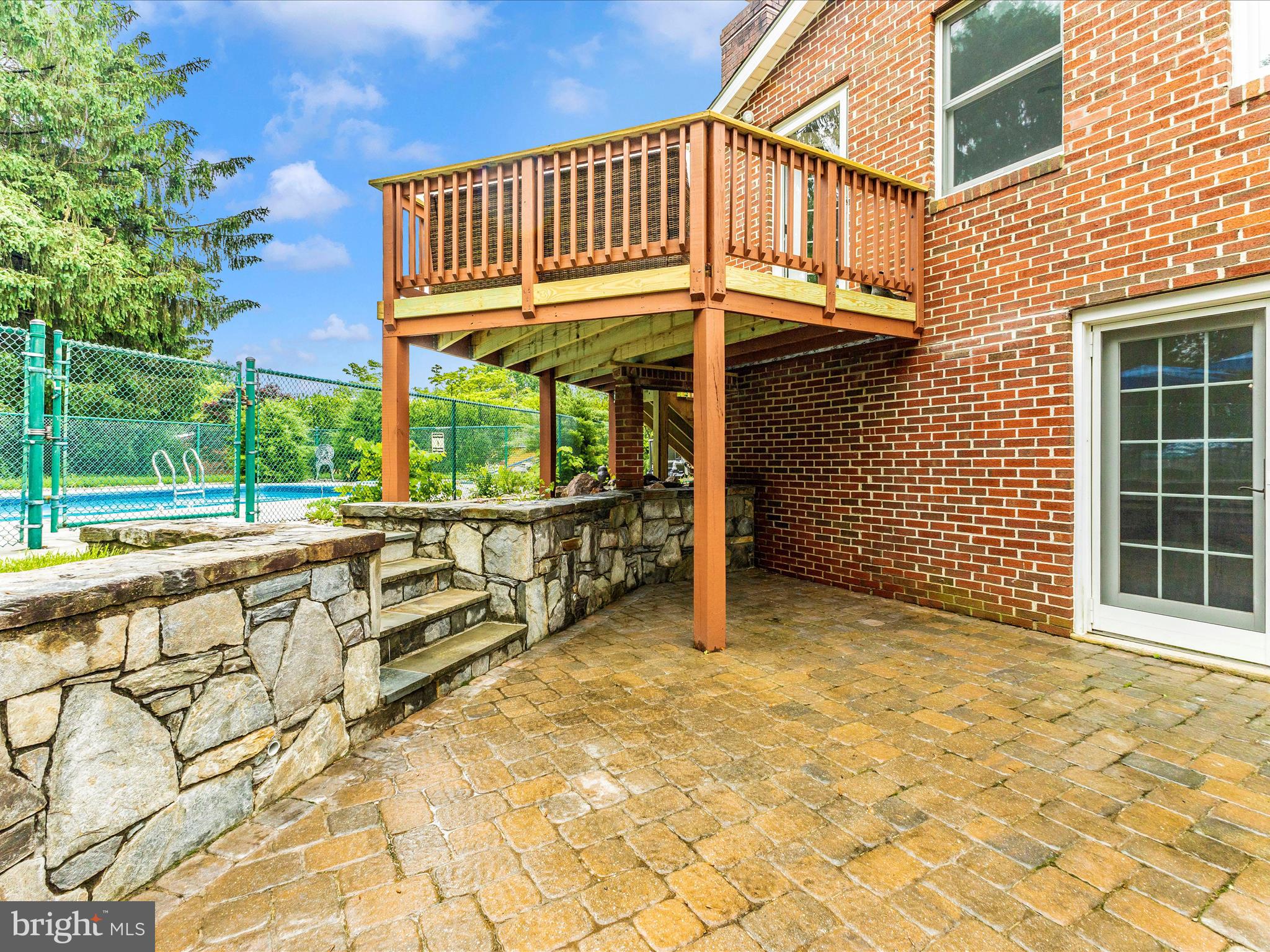 SUGARLOAF ESTATES - Residential