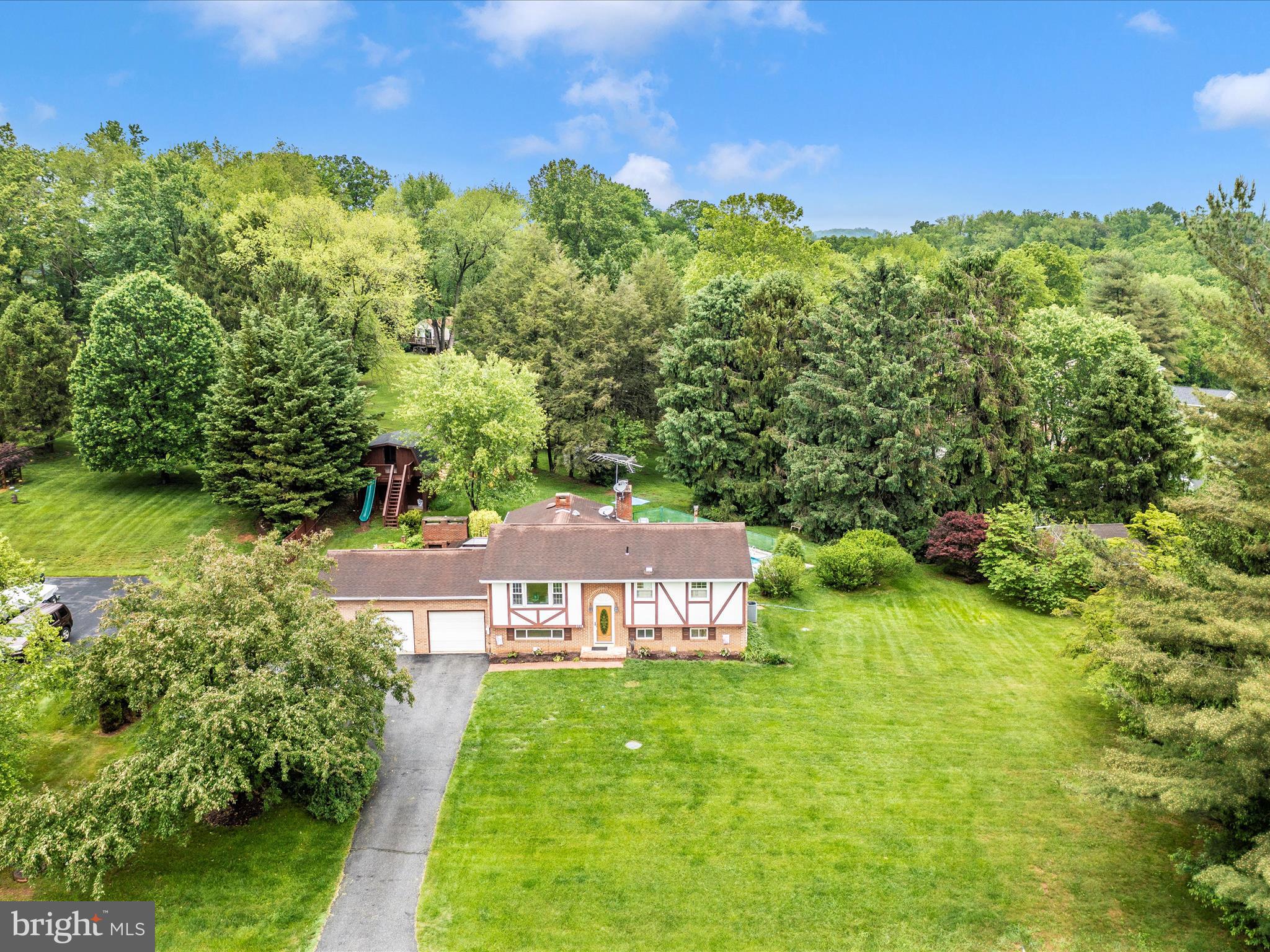 SUGARLOAF ESTATES - Residential