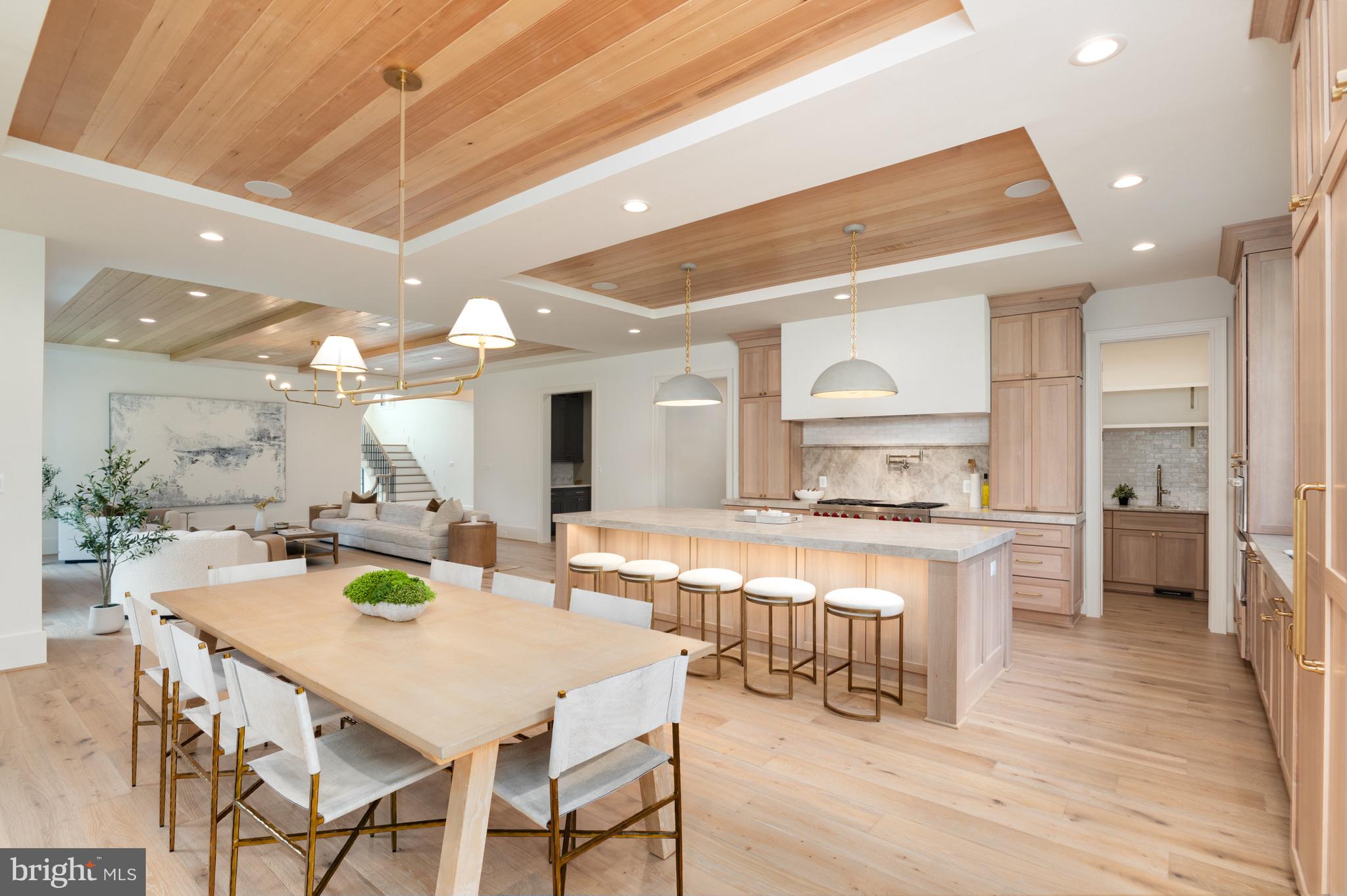 BRIGGS AND HOOPERS - Residential