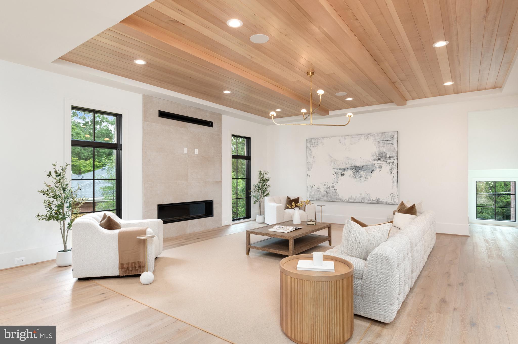 BRIGGS AND HOOPERS - Residential