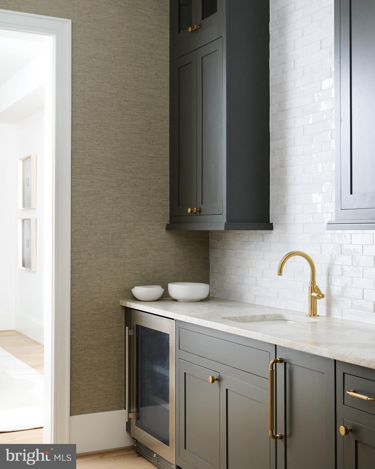 BRIGGS AND HOOPERS - Residential