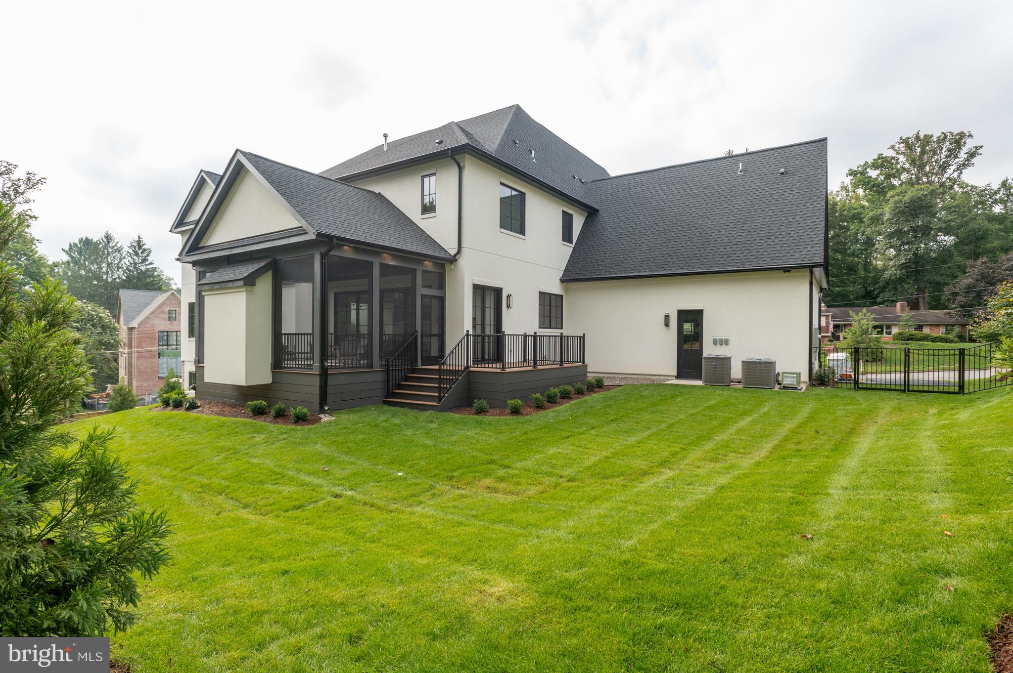 BRIGGS AND HOOPERS - Residential